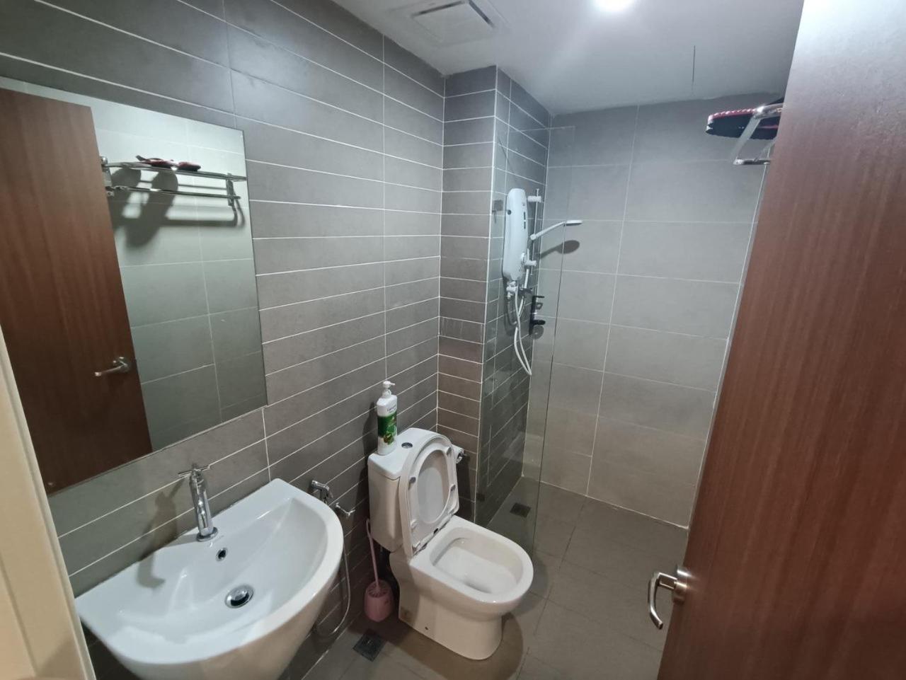 Yenbear Homestay Kozi Square Kuching Sarawak photo 8