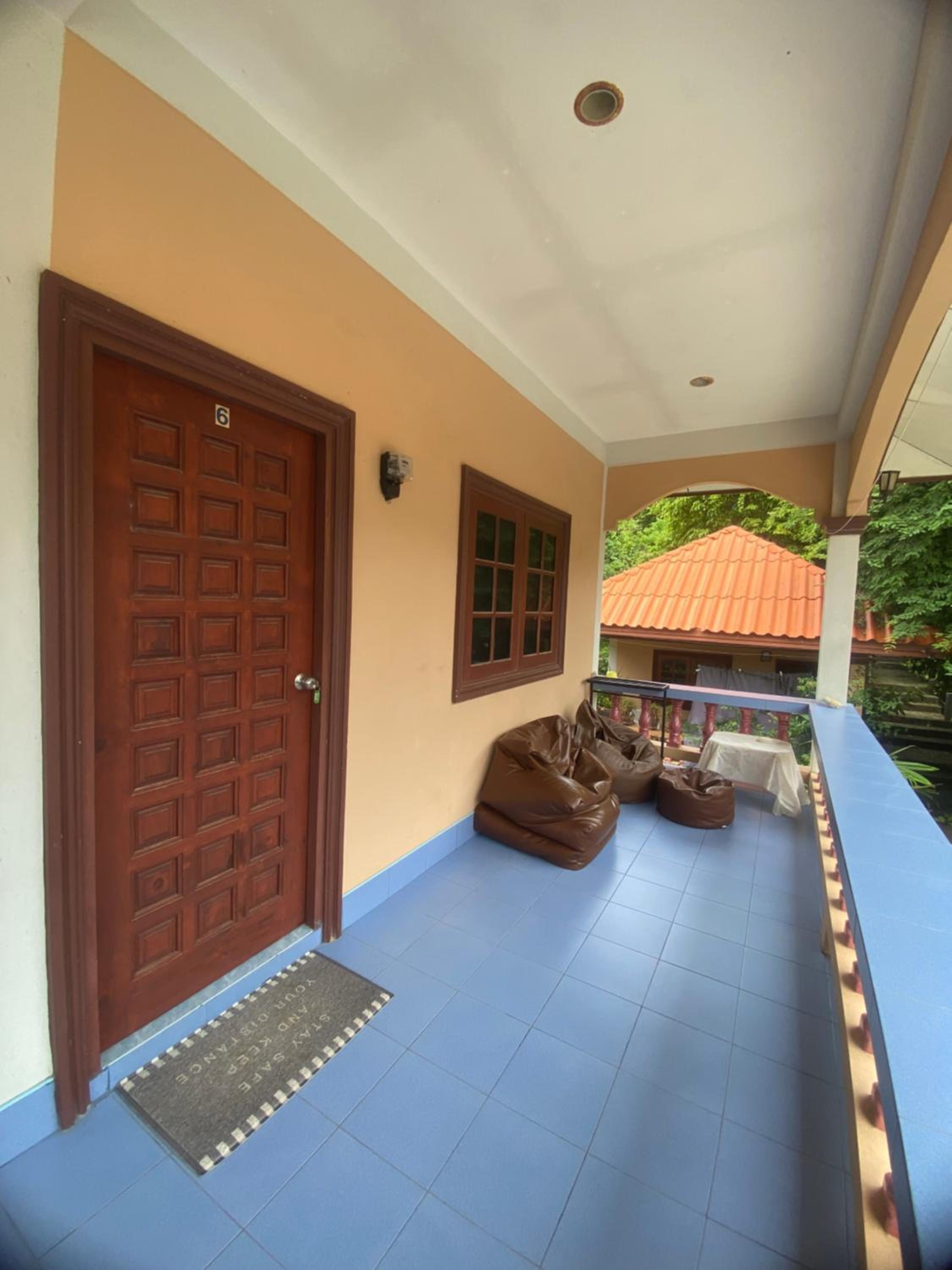 Bohemian apartment at Ya Nui beach