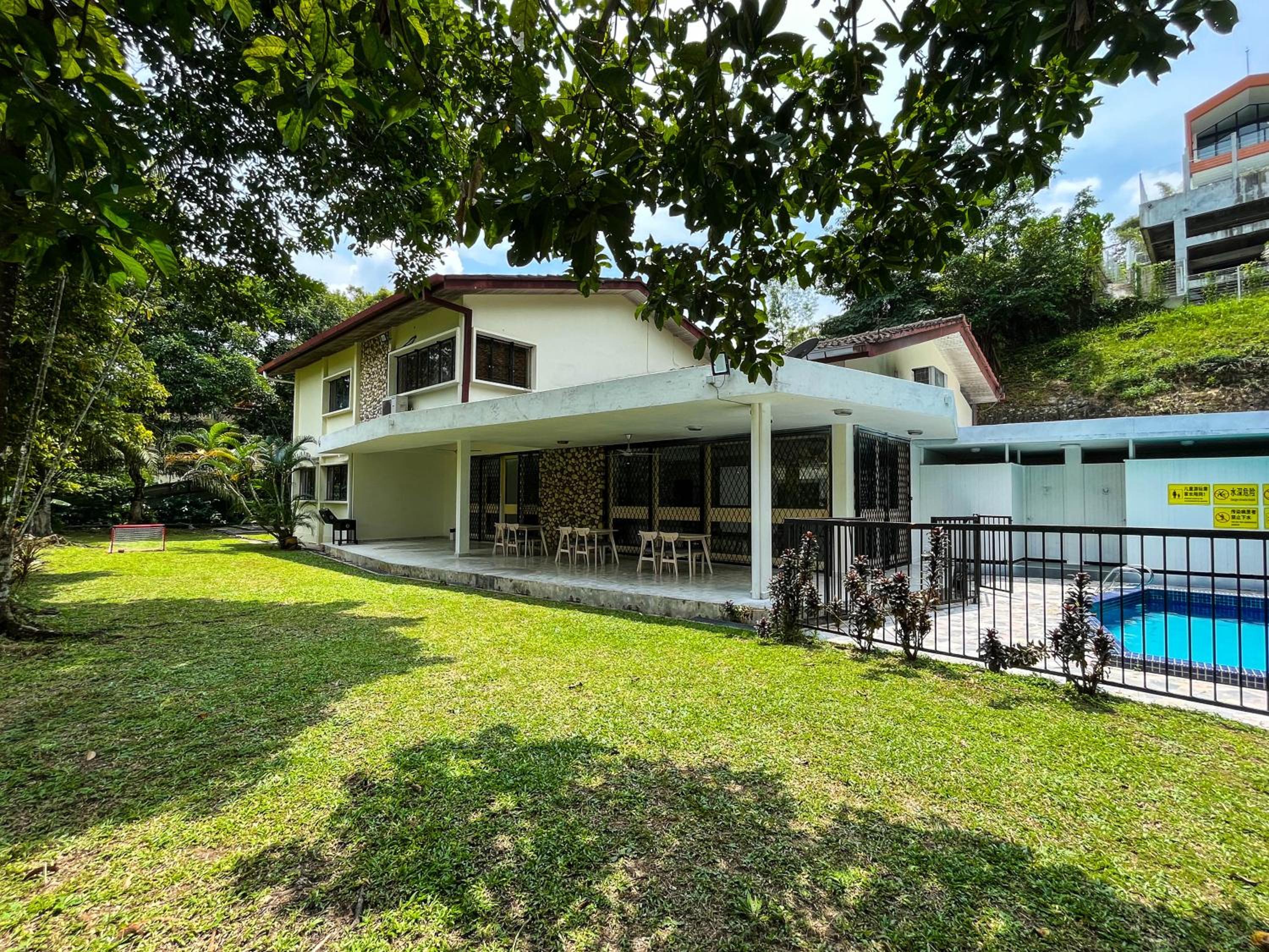 Bukit Tunku Grande Villa by uBook