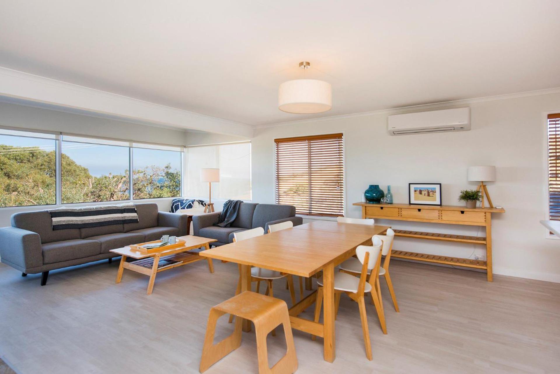Seaclusion Cottage - Modern renovated beach house