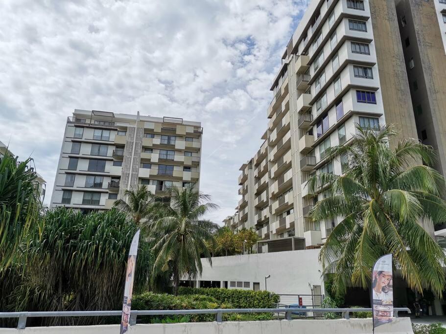 By The Sea Beach Front Sea view Apartment 3 photo 4