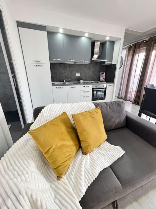 Elegant Penthouse St Julians STJ 3 9 photo 5