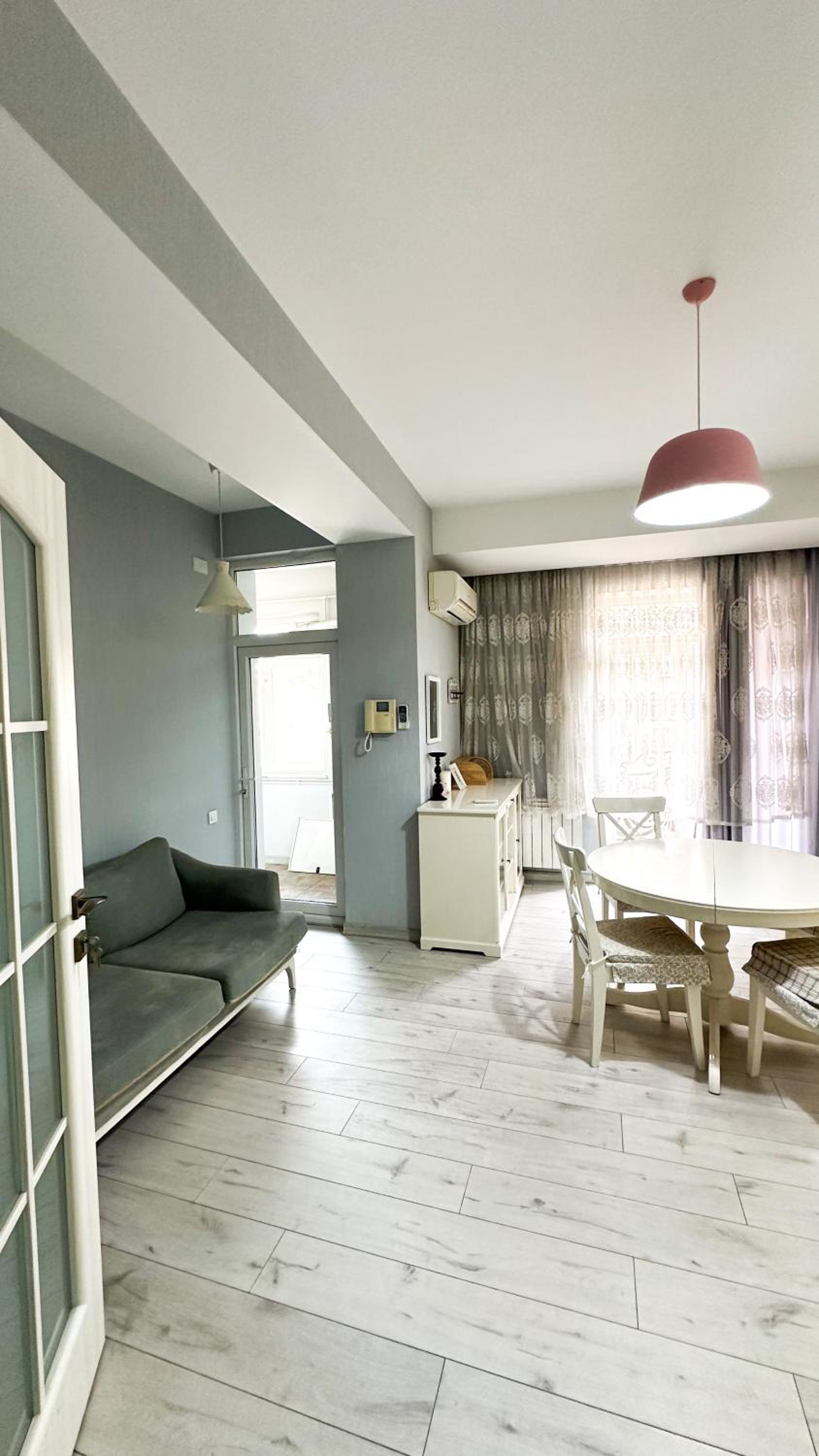 Spacious 2BR by Baku Boulevard