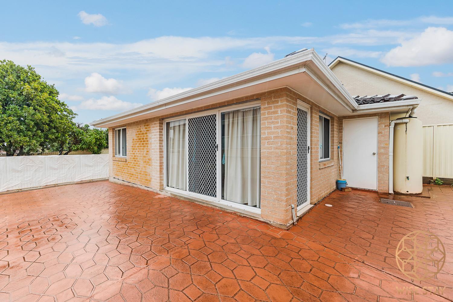 Hurstville 2Br Granny flat near Shopping & Train