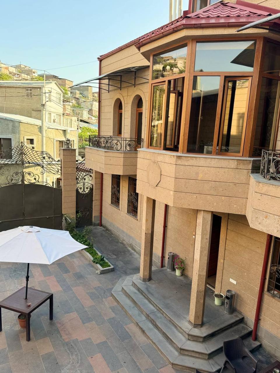centre guest house