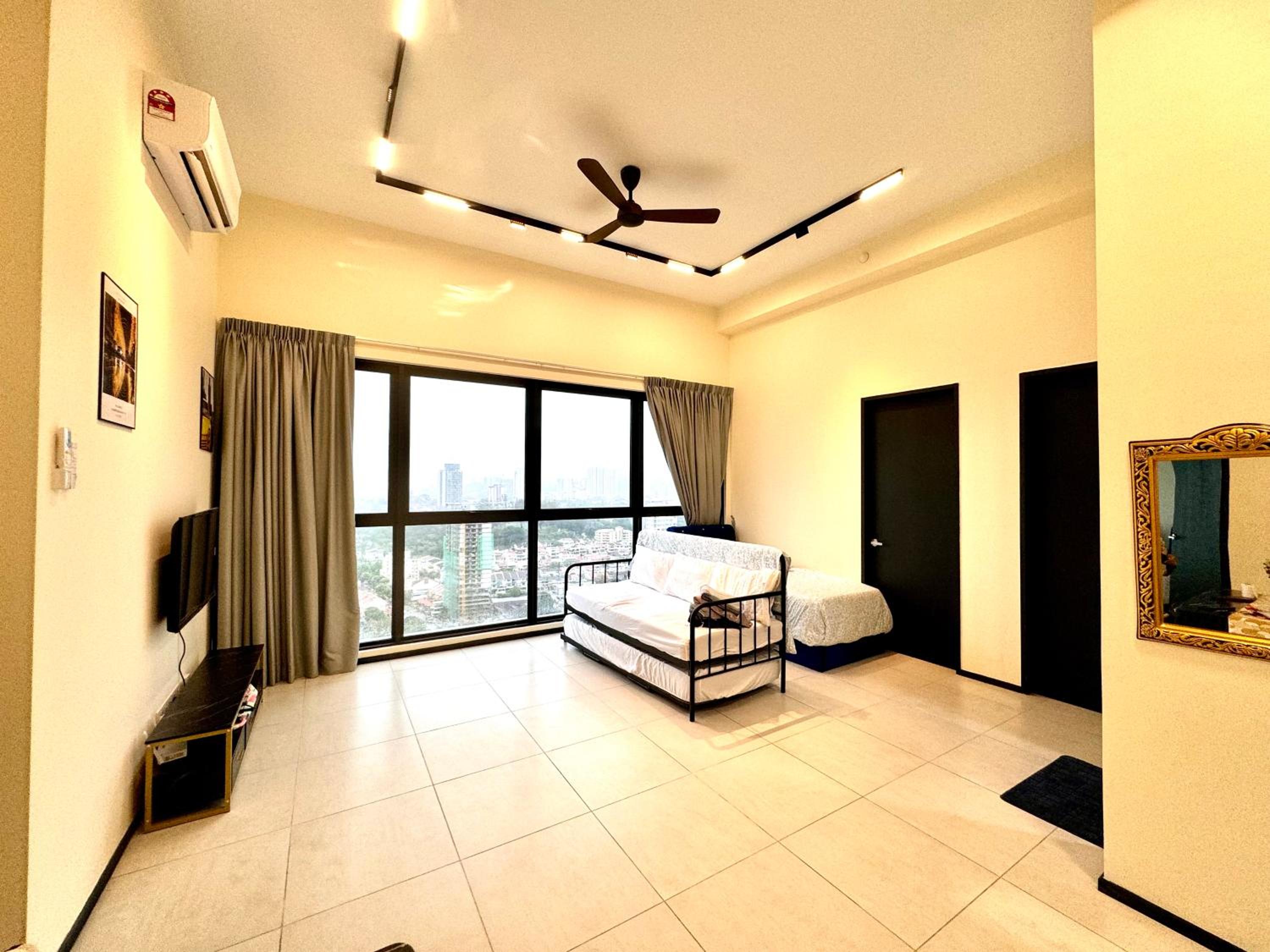Premium world-class House-Sea & City View Netflix photo 6
