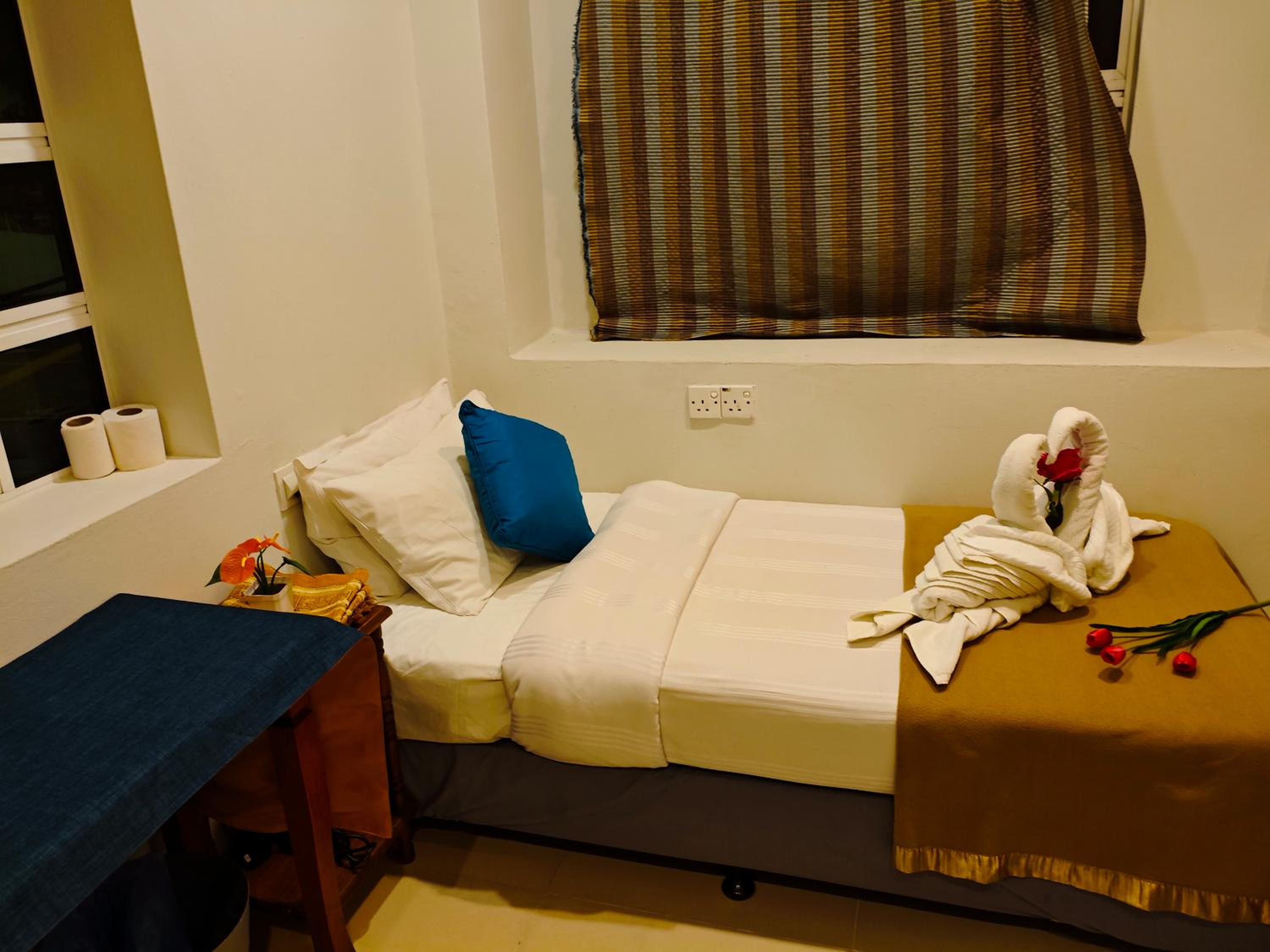 1 Jalan Jaya 7, walking distance to HUKM