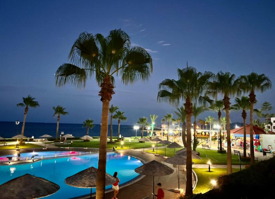 Marina Beach-Mdiq- Seaside Luxury Resort view 3