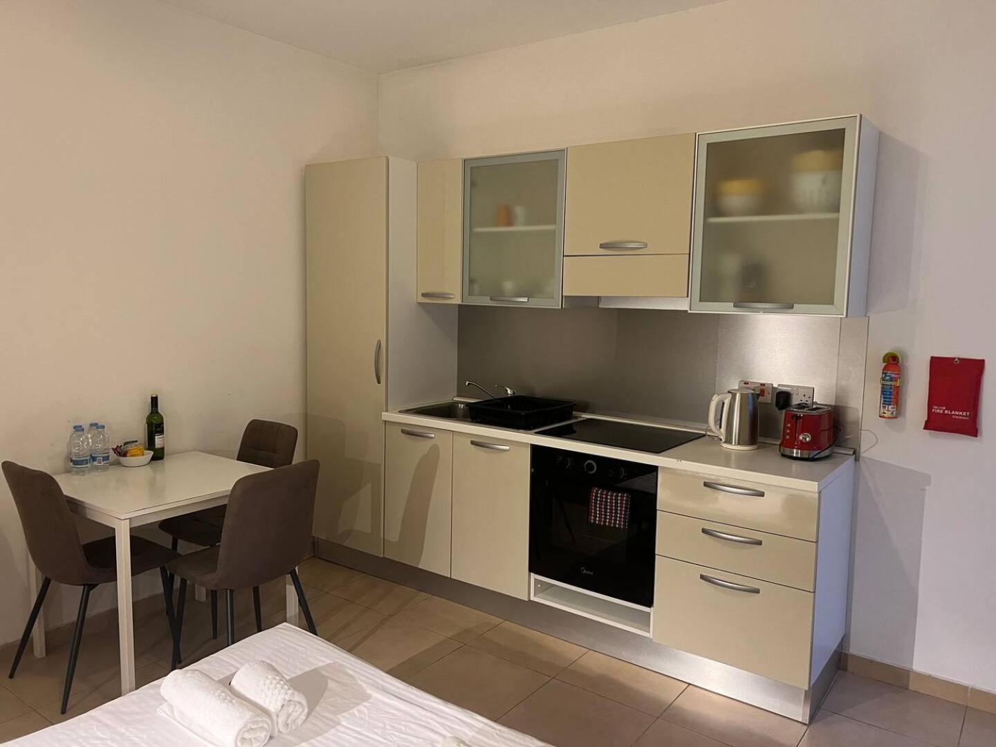 Tropea Court Sliema Apartment 5B by Homely view 5