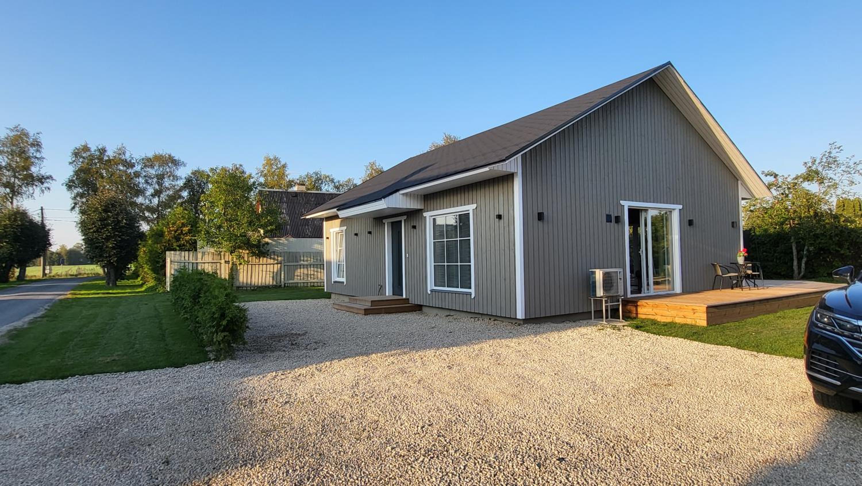 Sakala holiday home with sauna