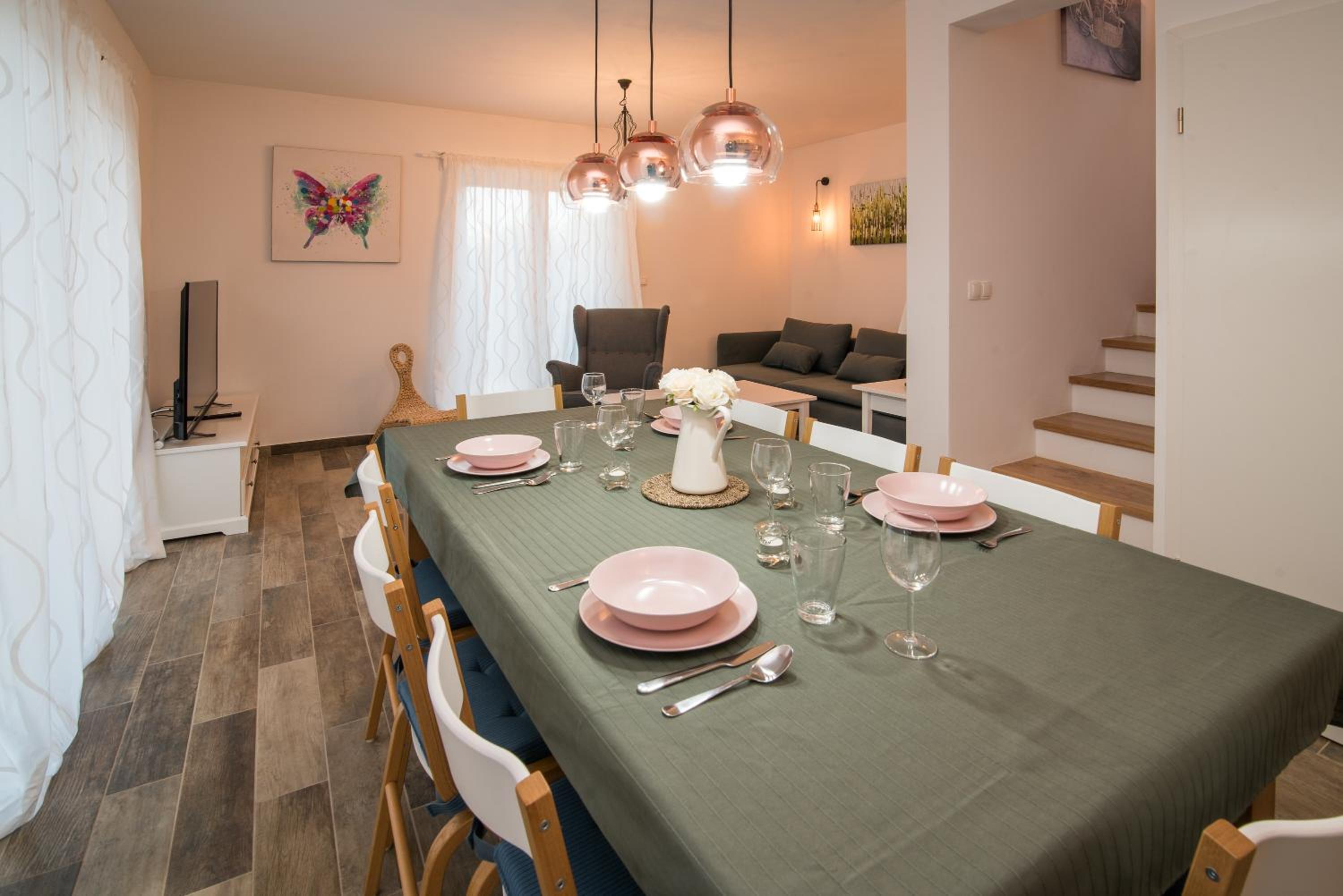 Romantic villetta - pool, nature, privacy - by TRAVELER tourist agency Krk - ID 2182