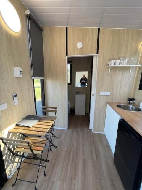 Lake Hume Getaway by Tiny Away