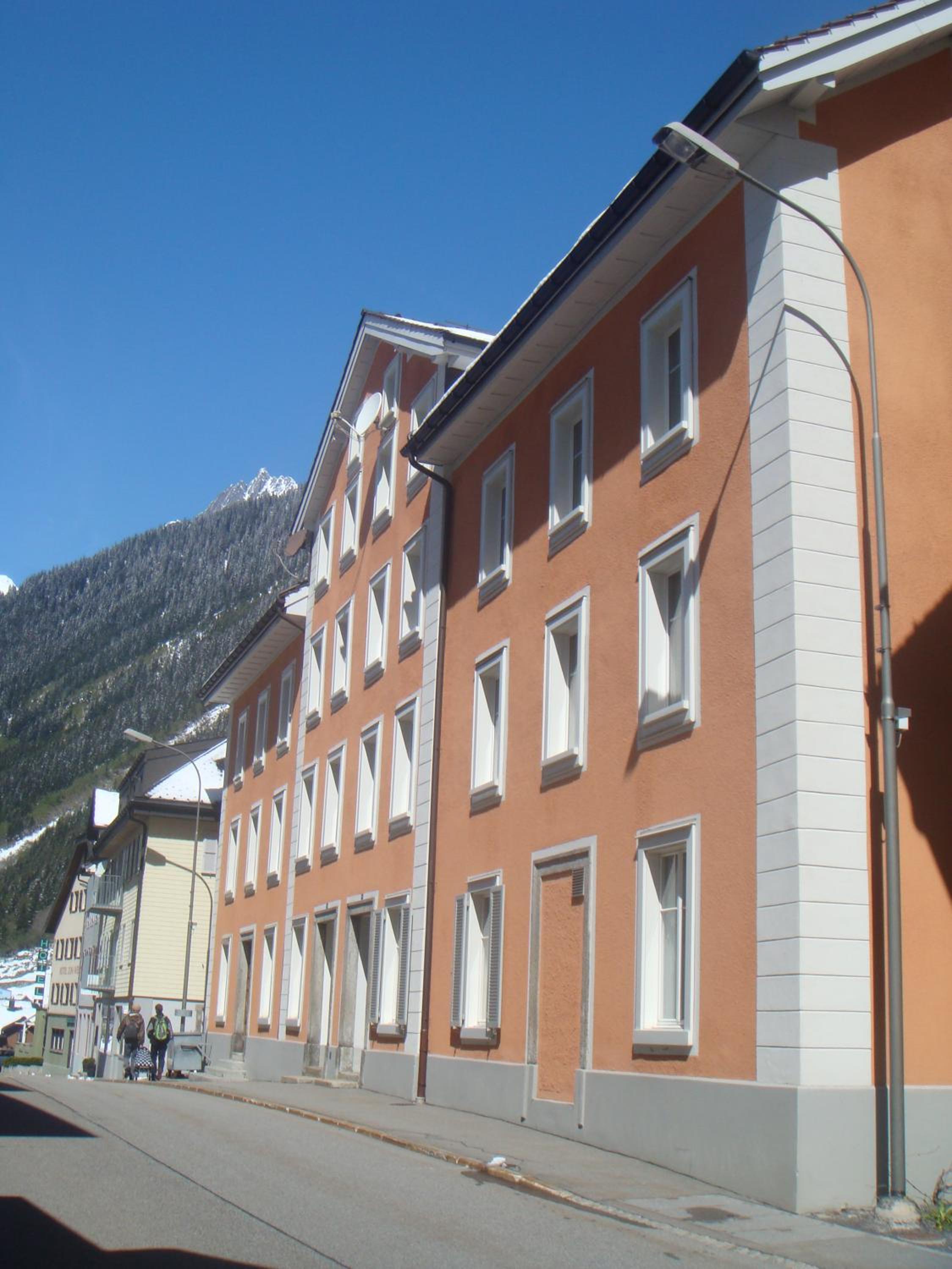 Photo 8