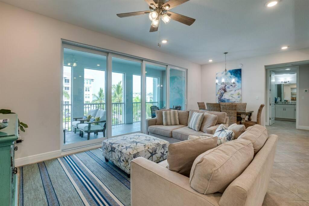 Seas the Day by Coastal Chic Vacations view 5