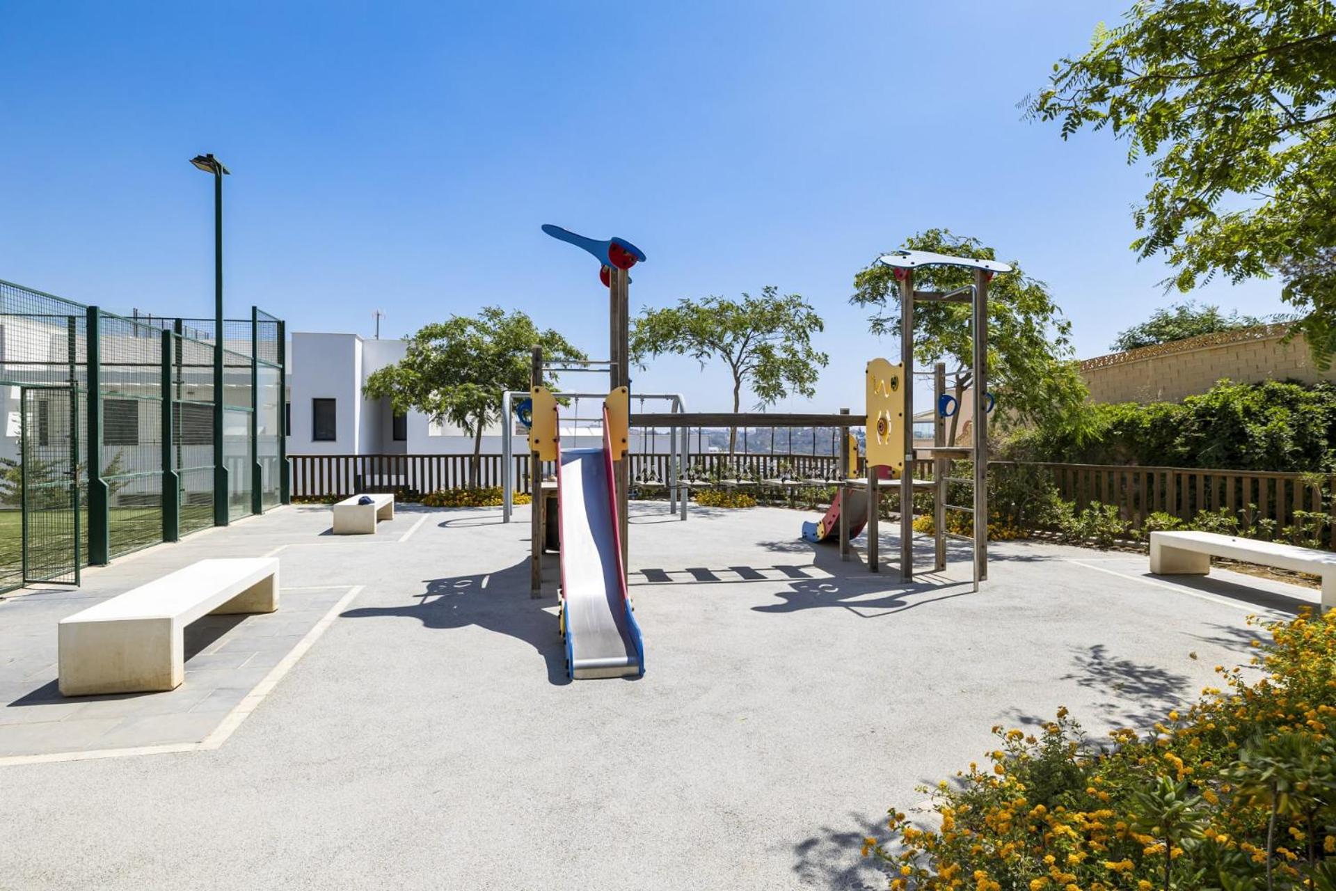 ViVi Homes - Golden Horizon Sauna, Pool, Gym & Beach
