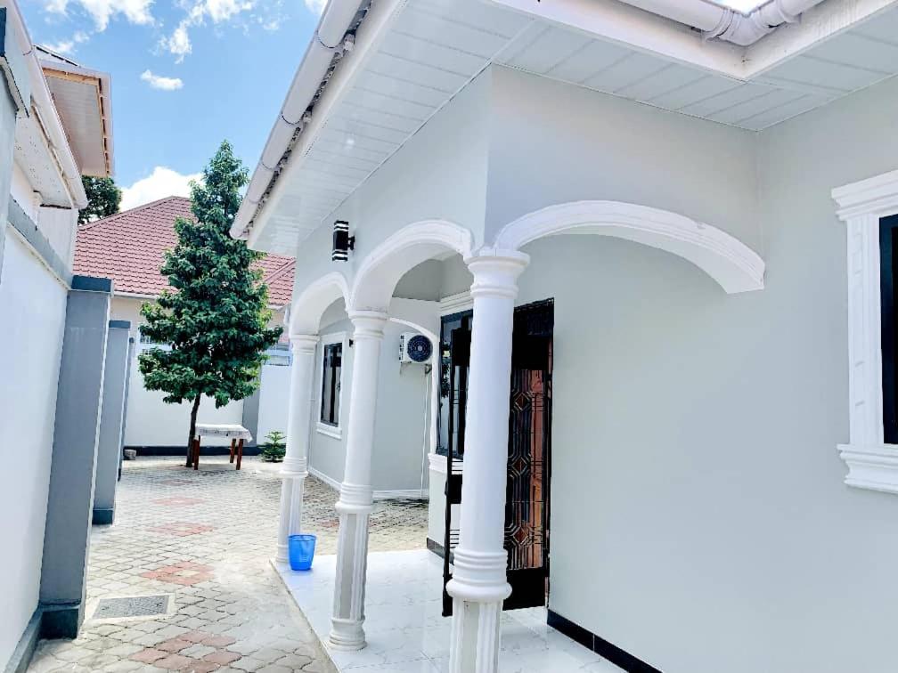 3Bedrooms near beach view 2