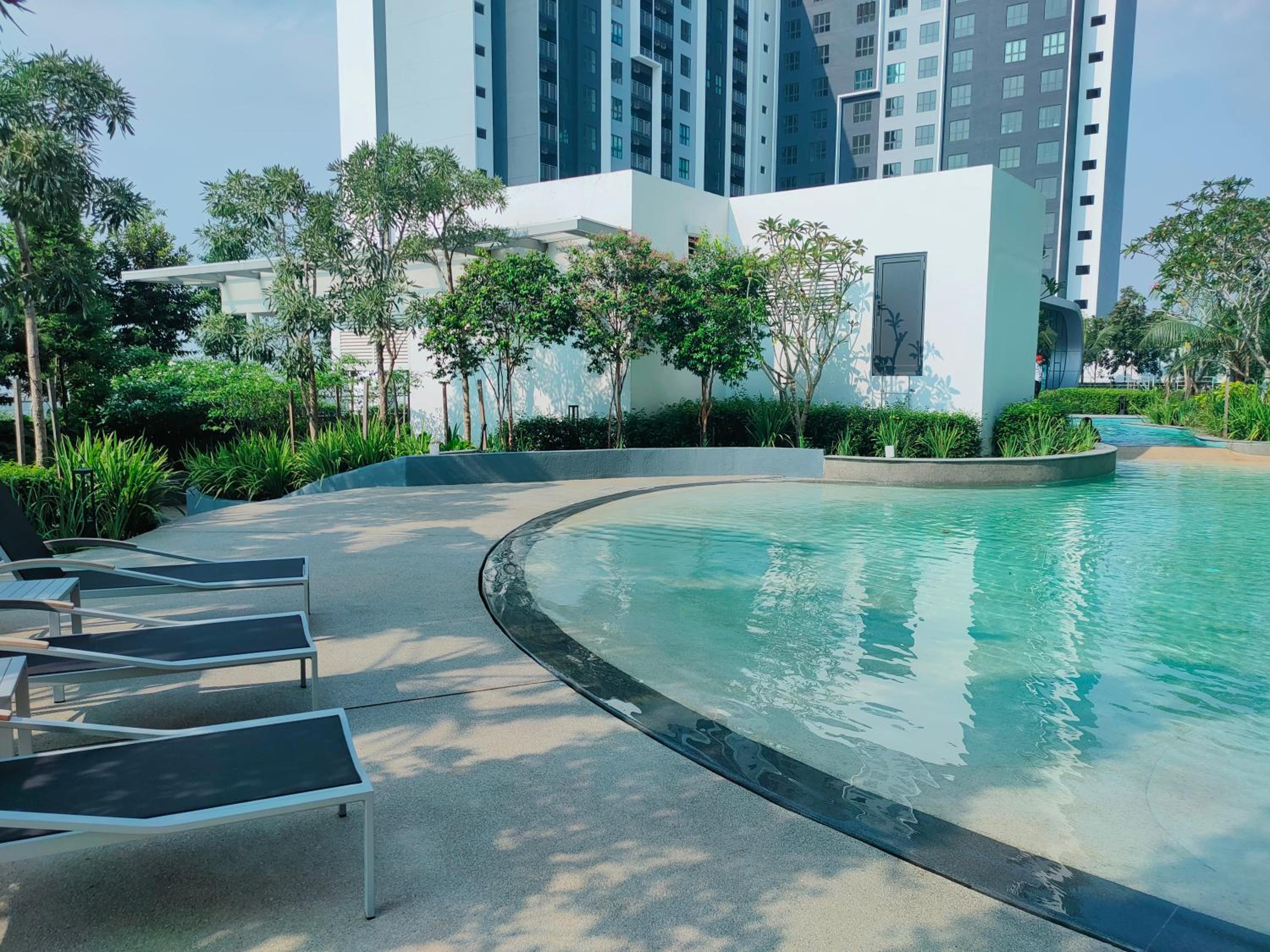 Village Vibes at Splashmania Gamuda Cove photo 2