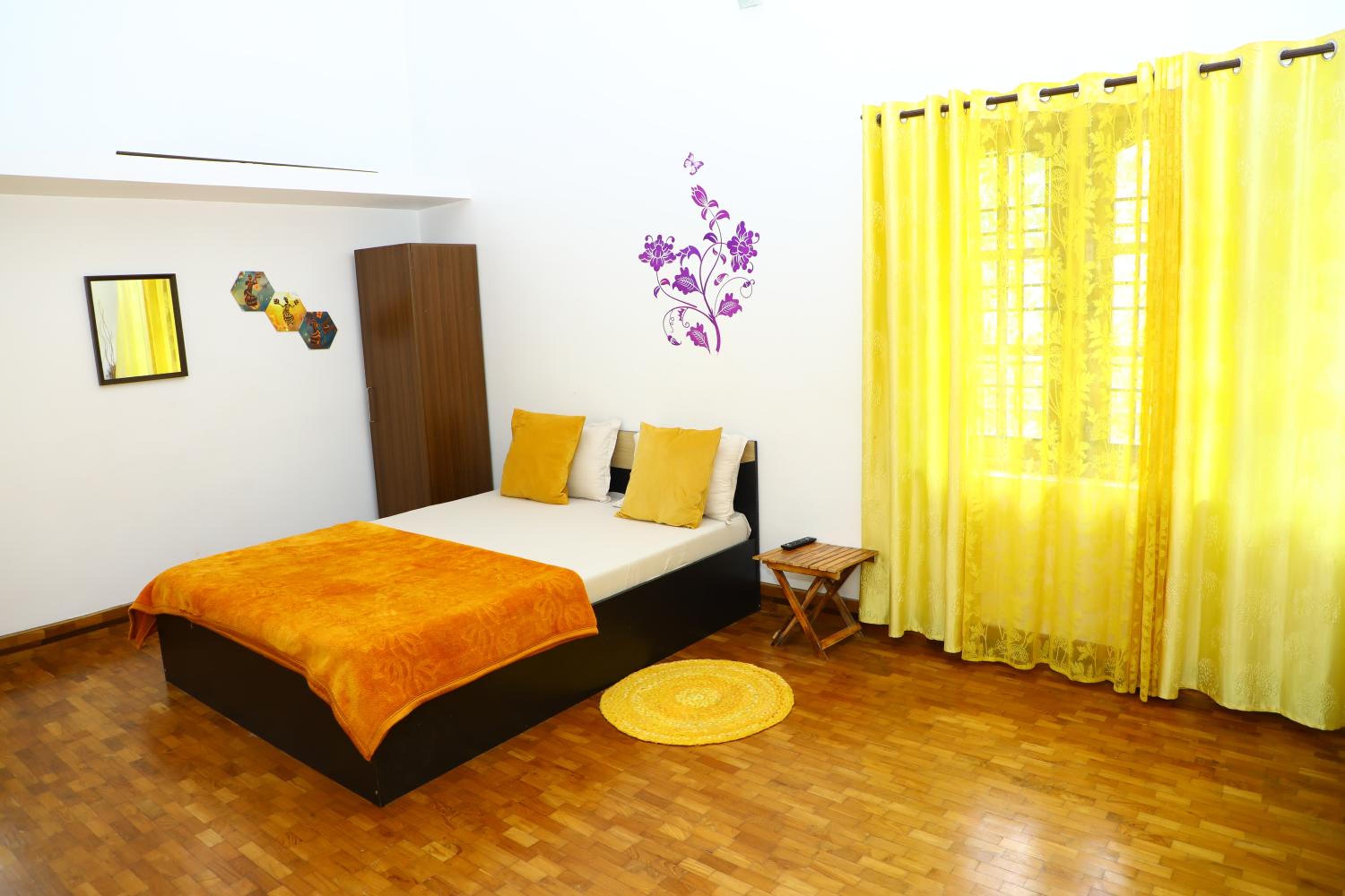 Pine Hood Villa view 2