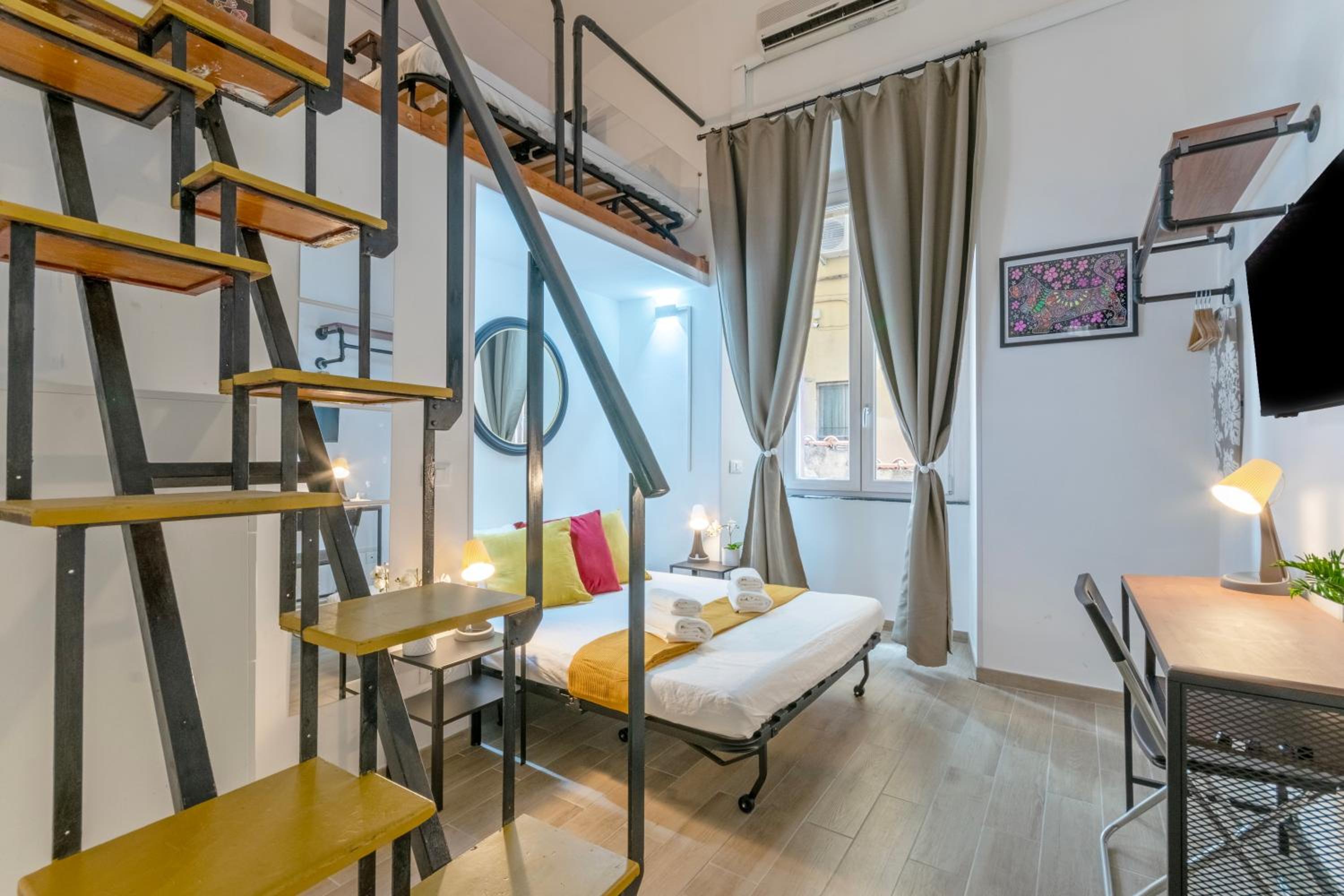 Marcantonio Colonna - loft X5 persone, Wi-Fi, aria condizionata nelle camere, parcheggio privato, metro A Lepanto 800mt da Vaticano