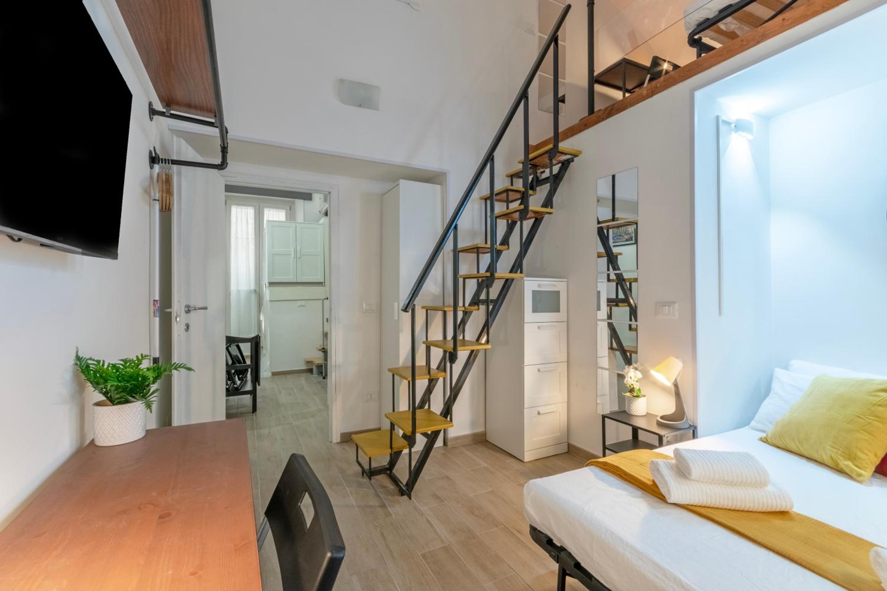 Marcantonio Colonna - loft X5 persone, Wi-Fi, aria condizionata nelle camere, parcheggio privato, metro A Lepanto 800mt da Vaticano