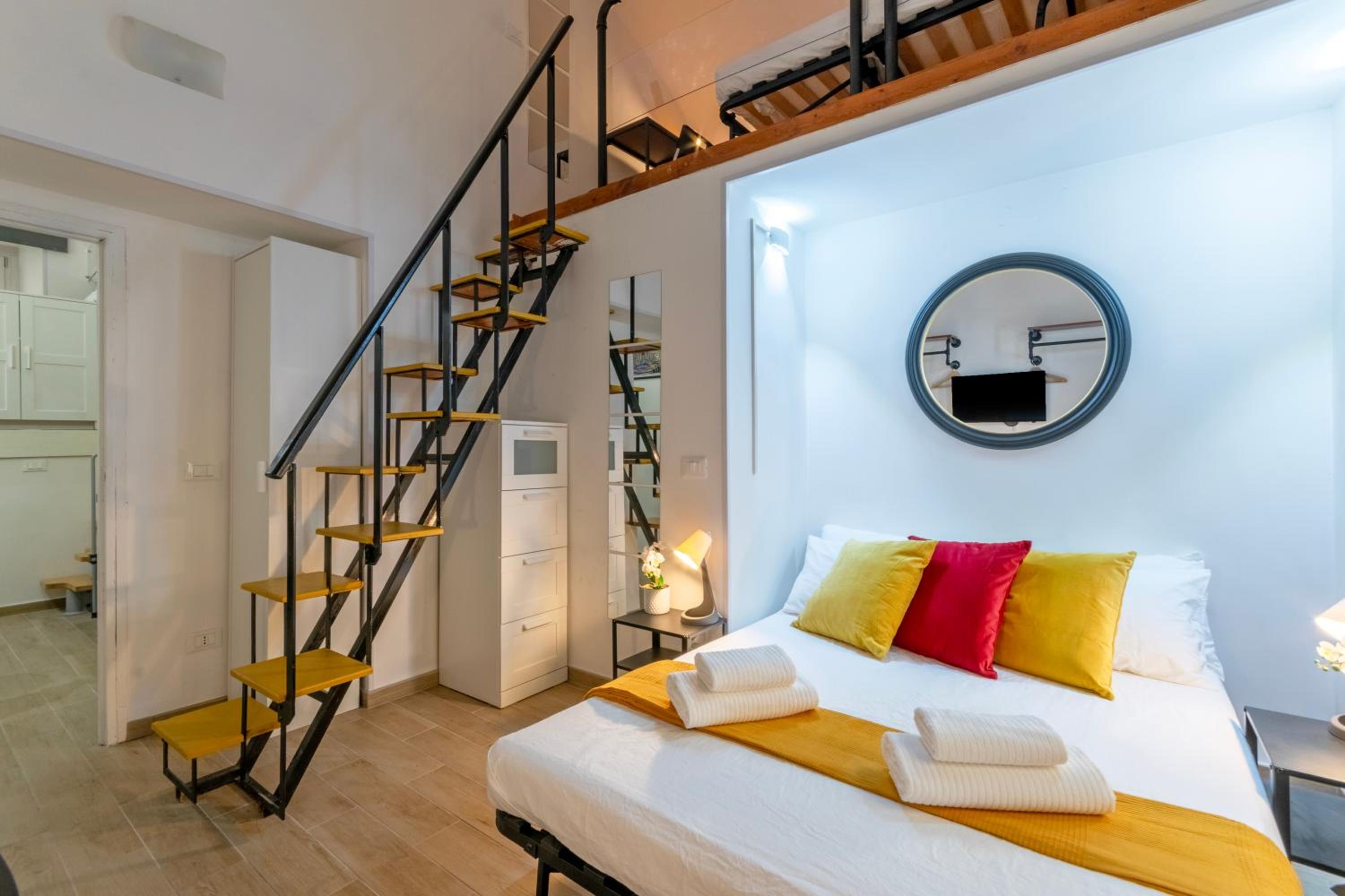 Marcantonio Colonna - loft X5 persone, Wi-Fi, aria condizionata nelle camere, parcheggio privato, metro A Lepanto 800mt da Vaticano