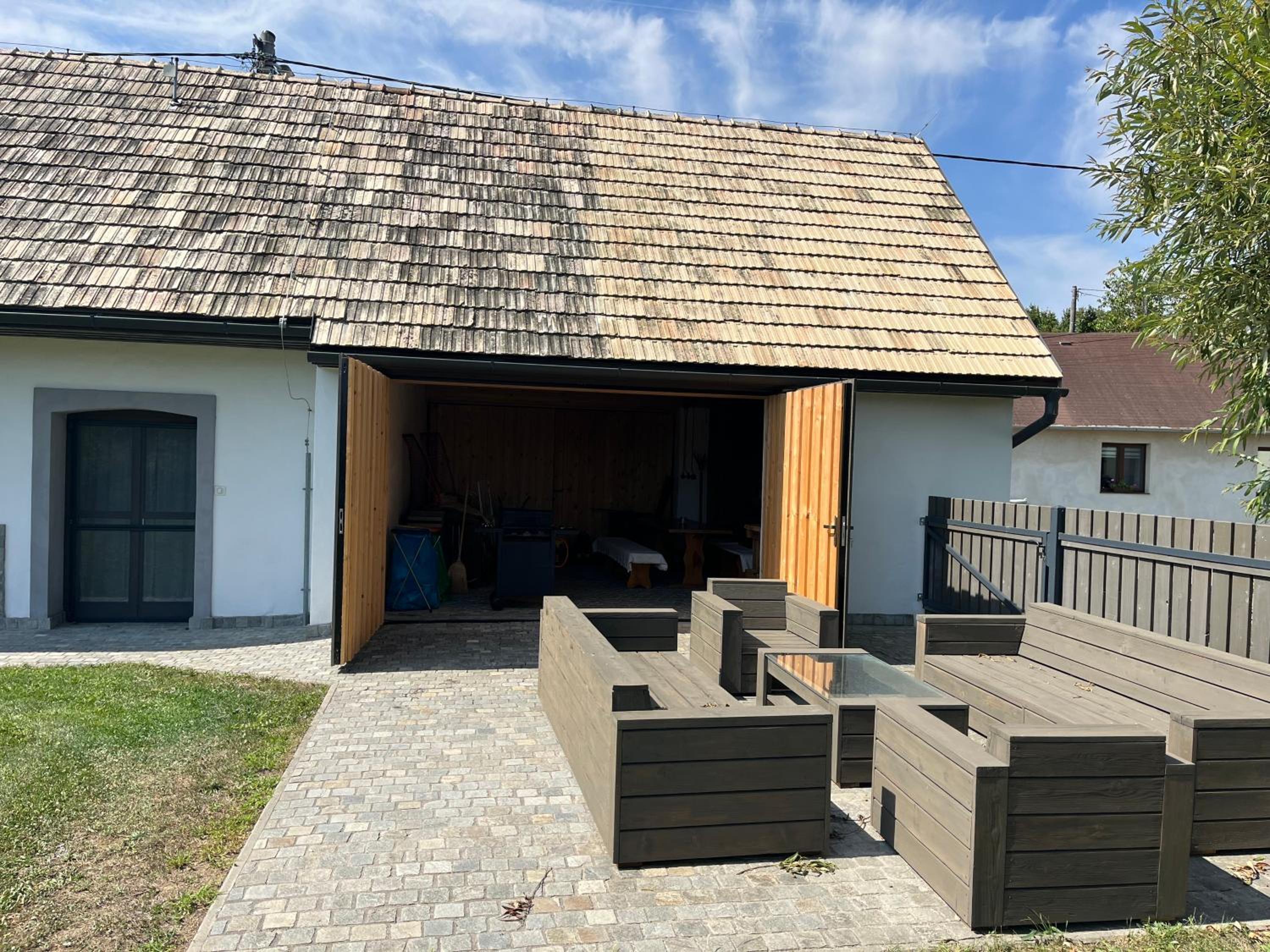 Biely domček view 2