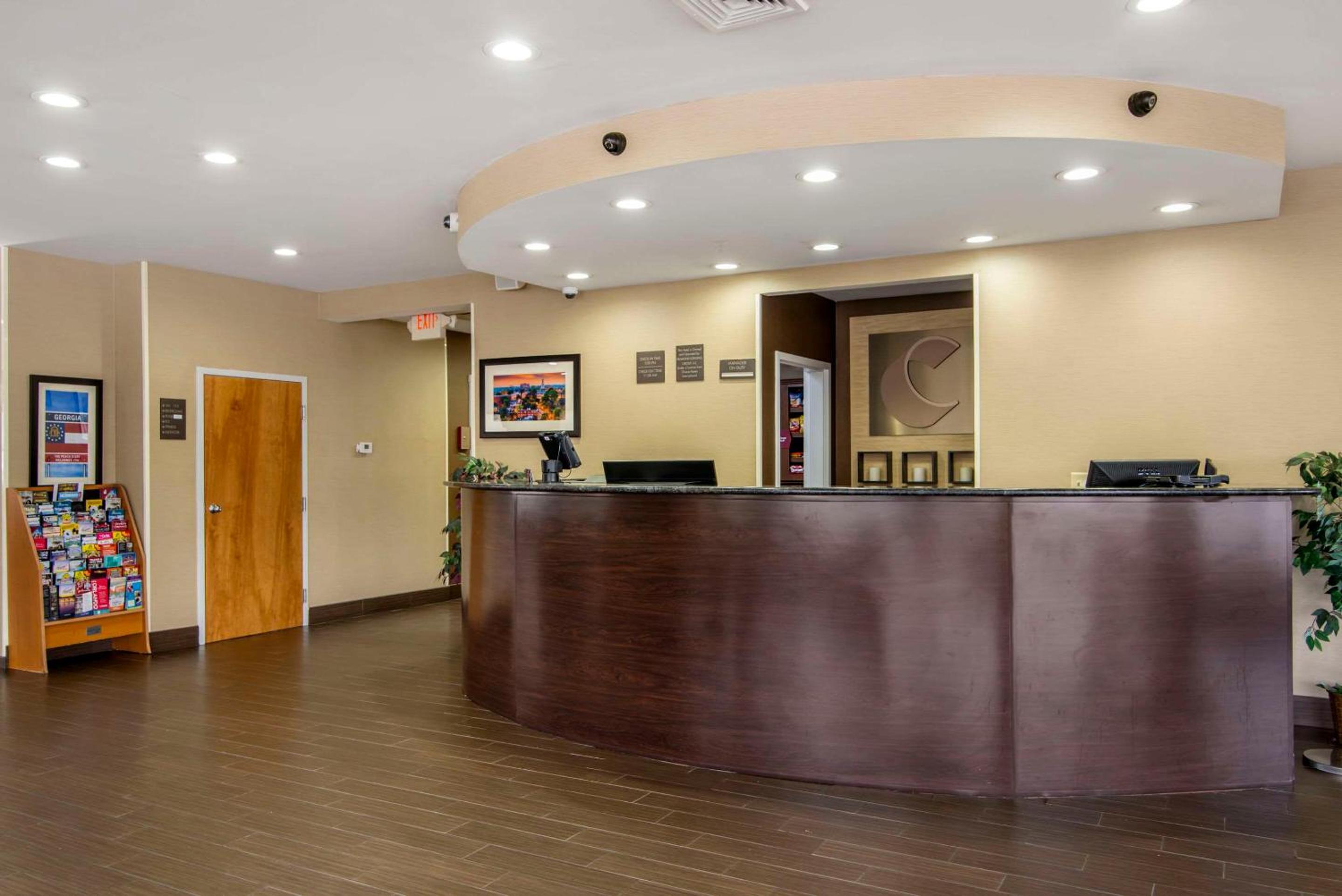 Macon Vacations - Comfort Suites - Property Image 32