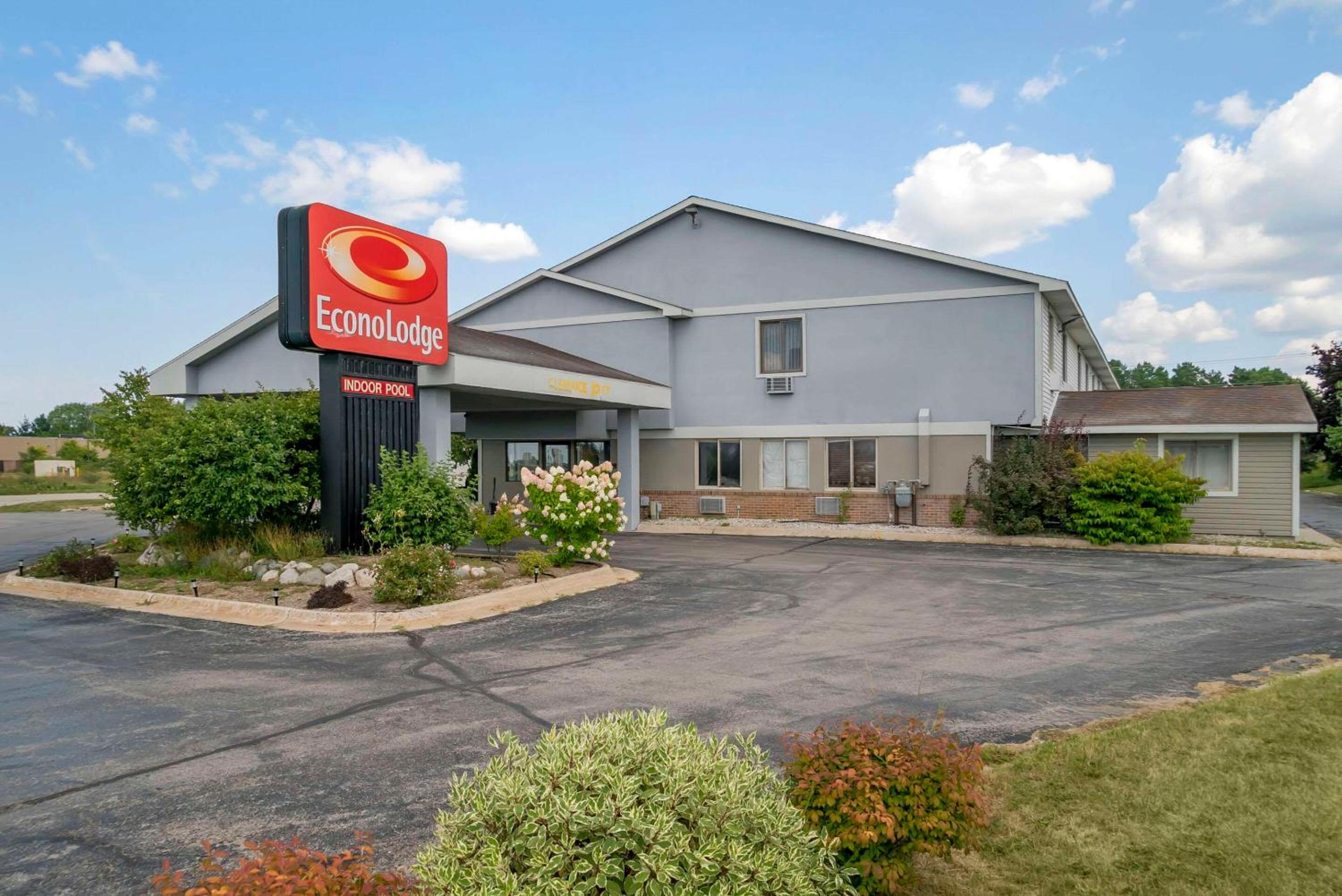 Hotel Econo Lodge - Image 1