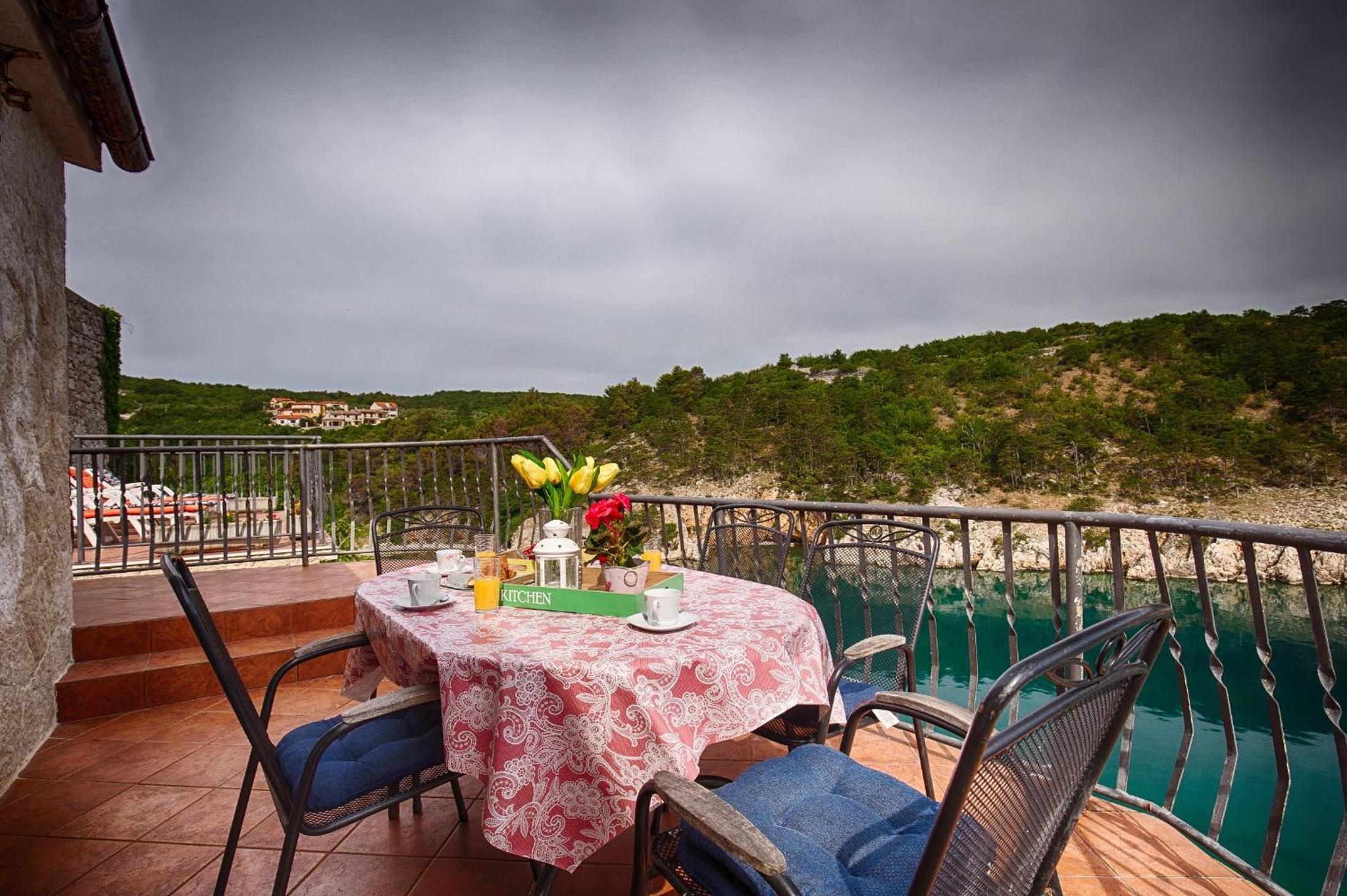 Unique villa on a rock, 50 meters from the beach, sea view - by TRAVELER tourist agency Krk - ID 2401 view 2