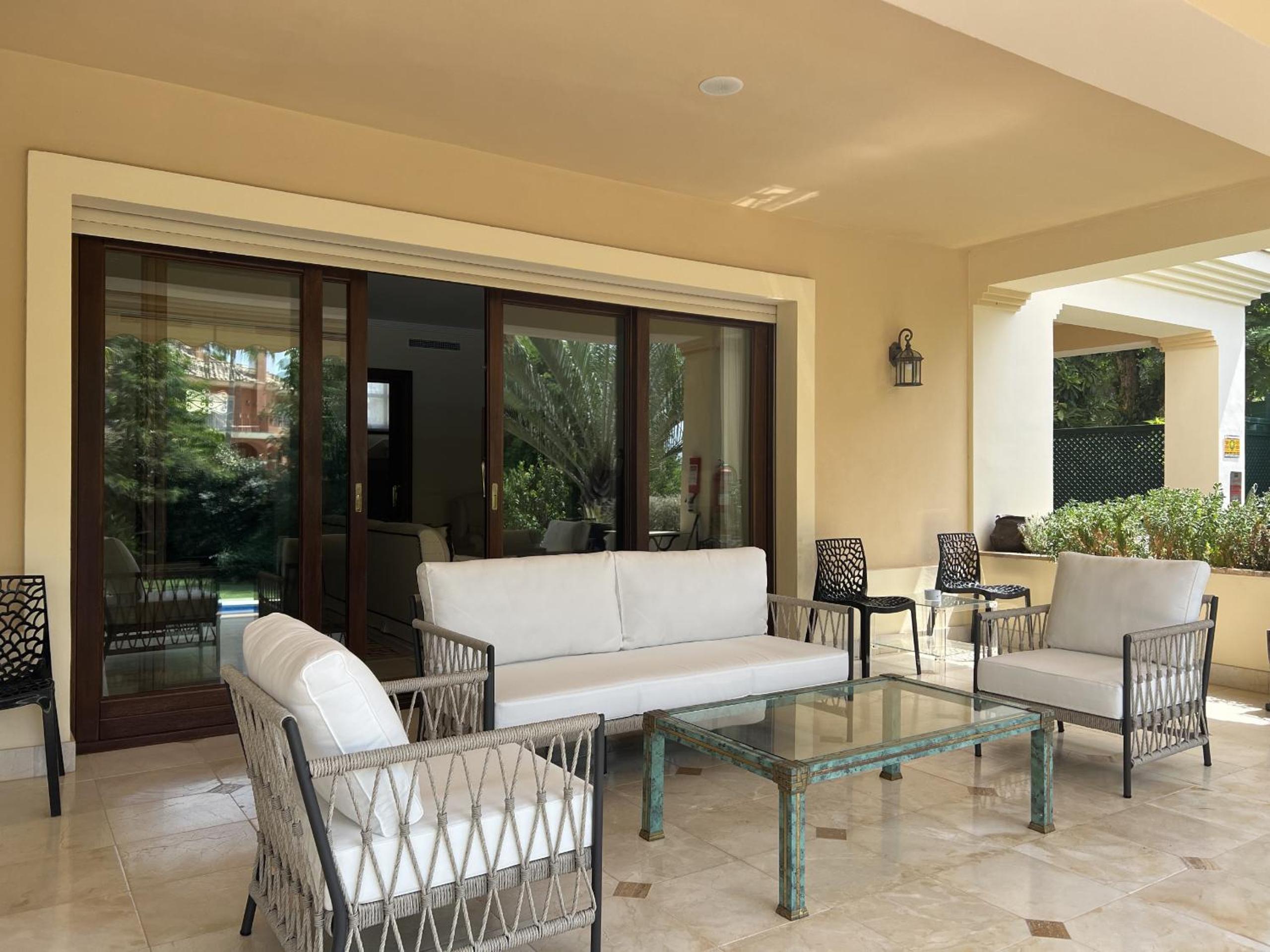 Magnifica Villa con Piscina en Los Arqueros Golf