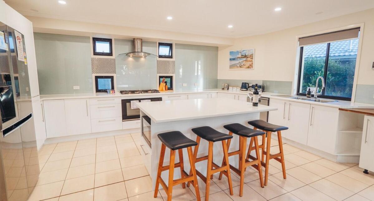 Beachfront at Buddina with Heated Pool & Sea Views