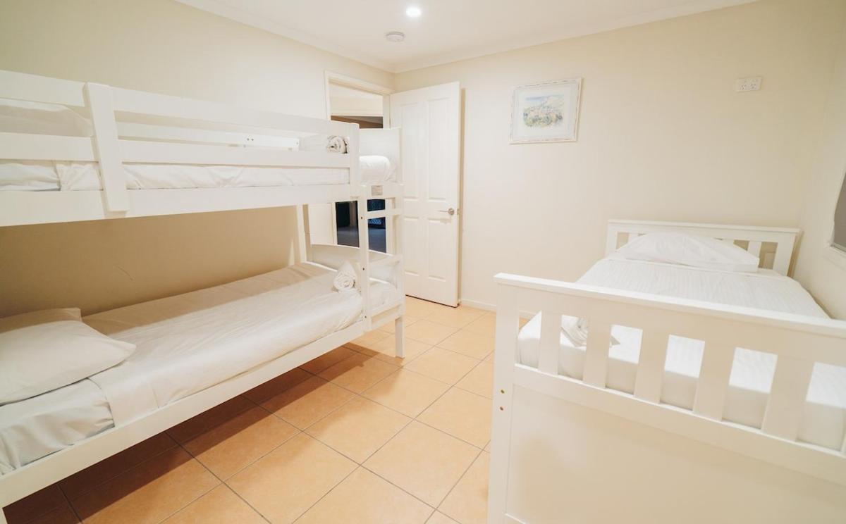 Beachfront at Buddina with Heated Pool & Sea Views