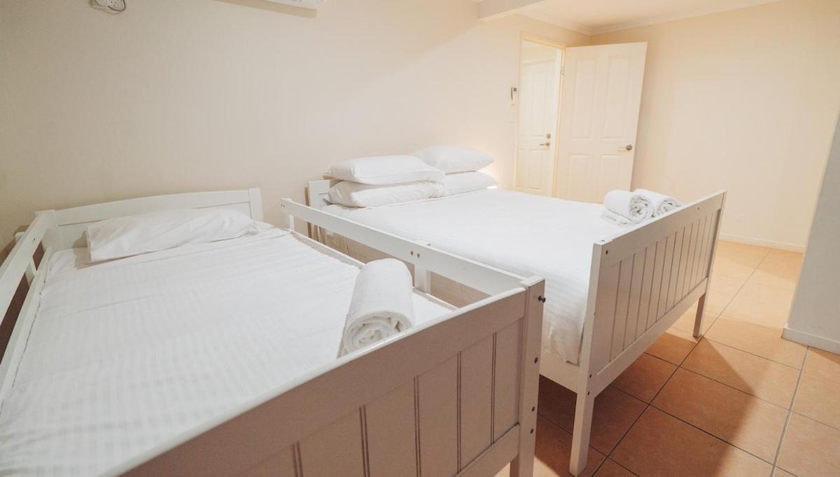 Beachfront at Buddina with Heated Pool & Sea Views