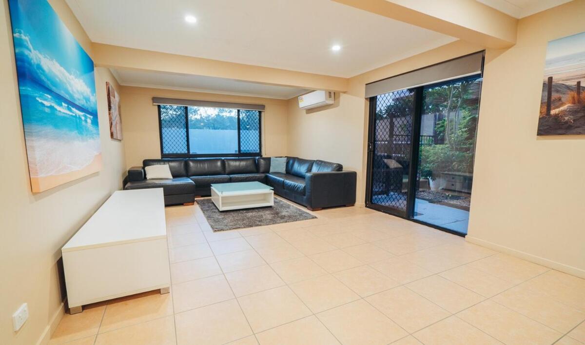 Beachfront at Buddina with Heated Pool & Sea Views