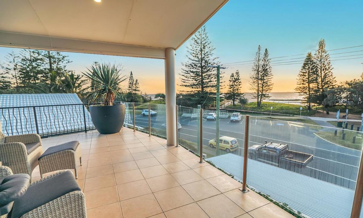 Beachfront at Buddina with Heated Pool & Sea Views