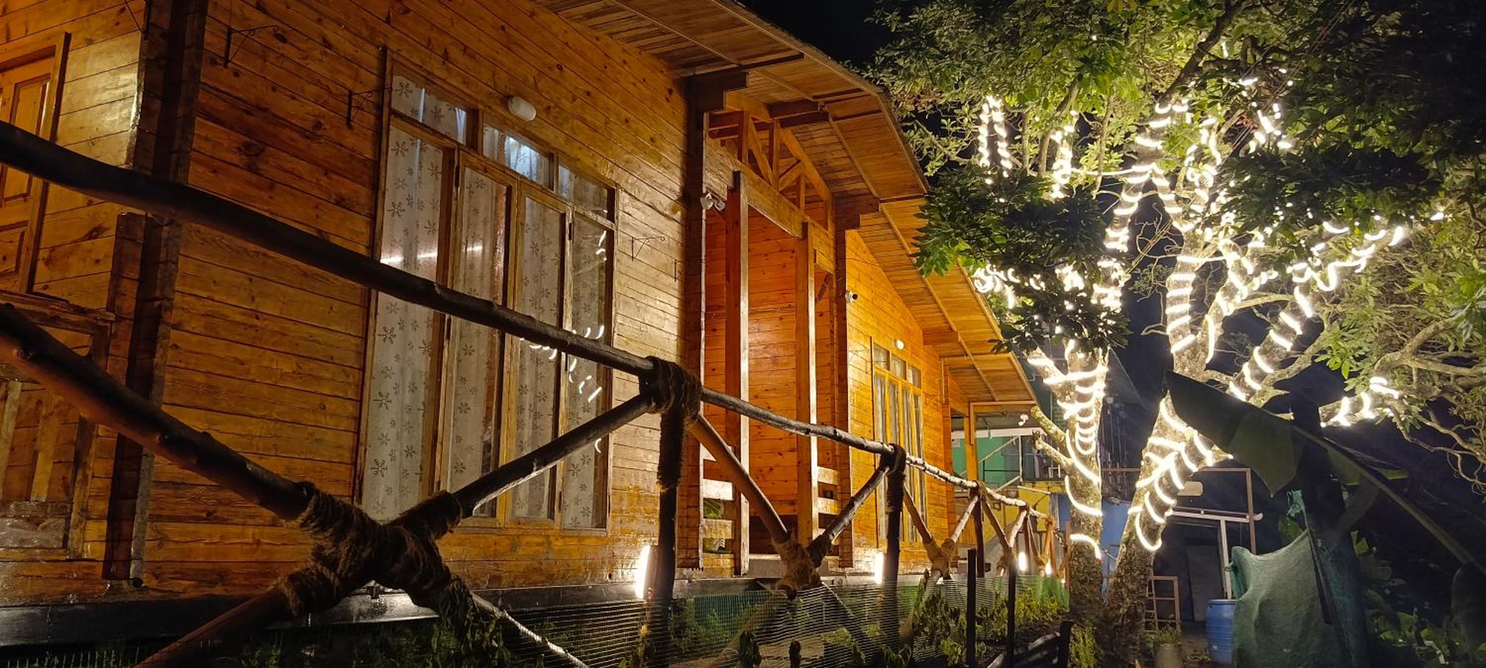 Wooden House Vattakanal