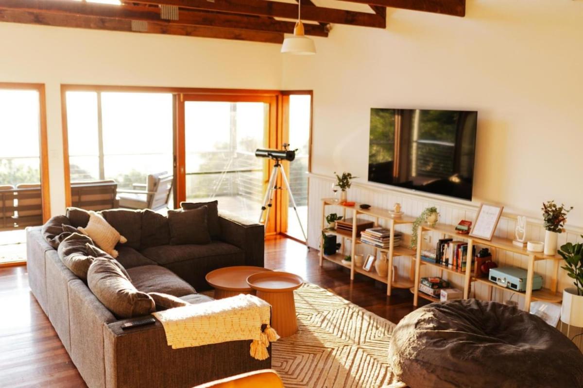 The Wolvi House - Scenic Mountain Retreat