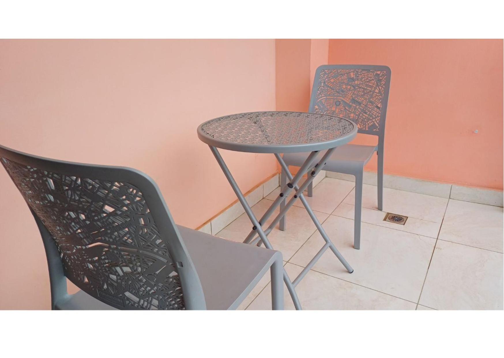Immeuble Bisrrah, Studio avec Balcon