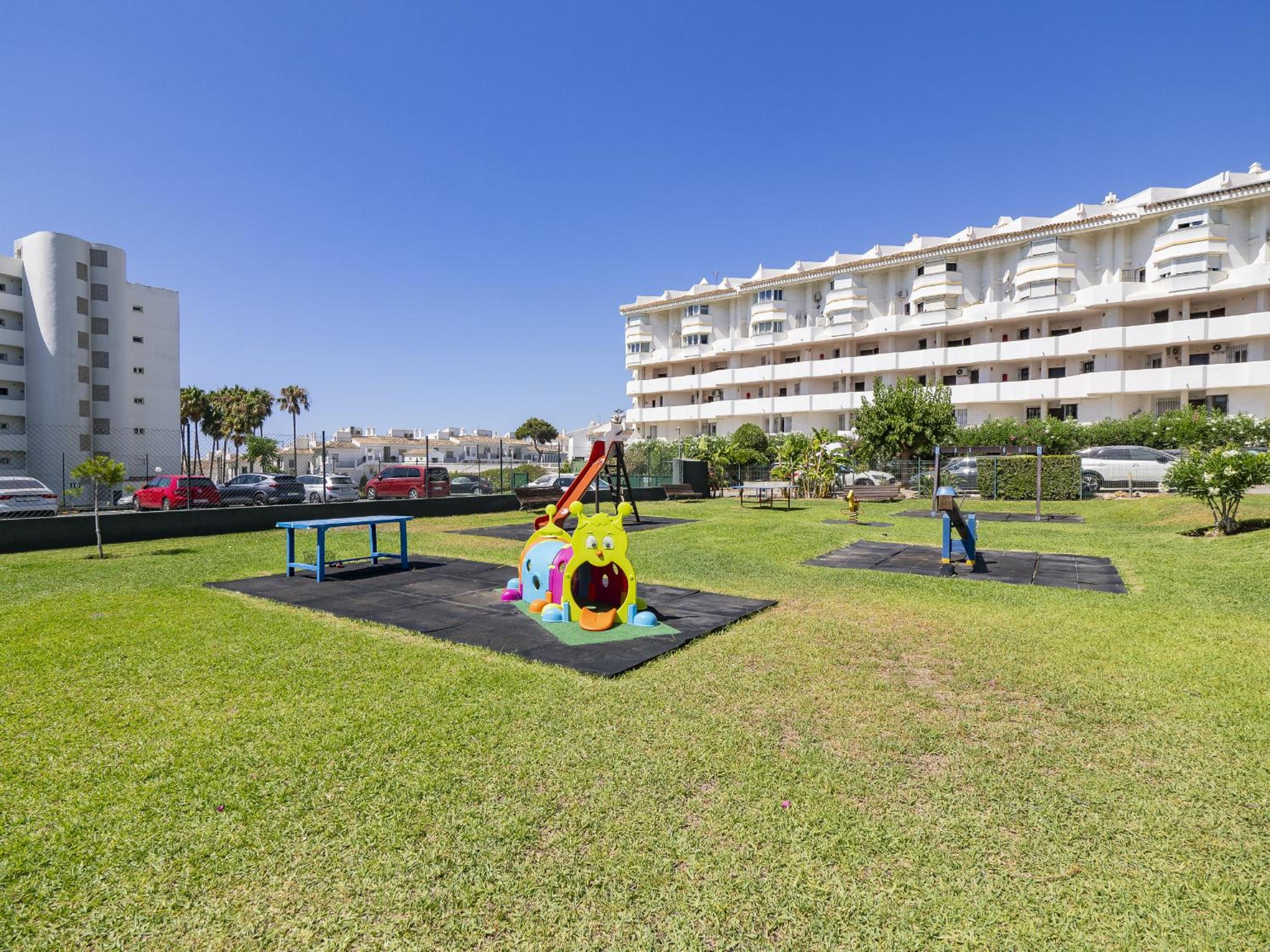 Cubo's Estudio Algaida Calahonda Beach