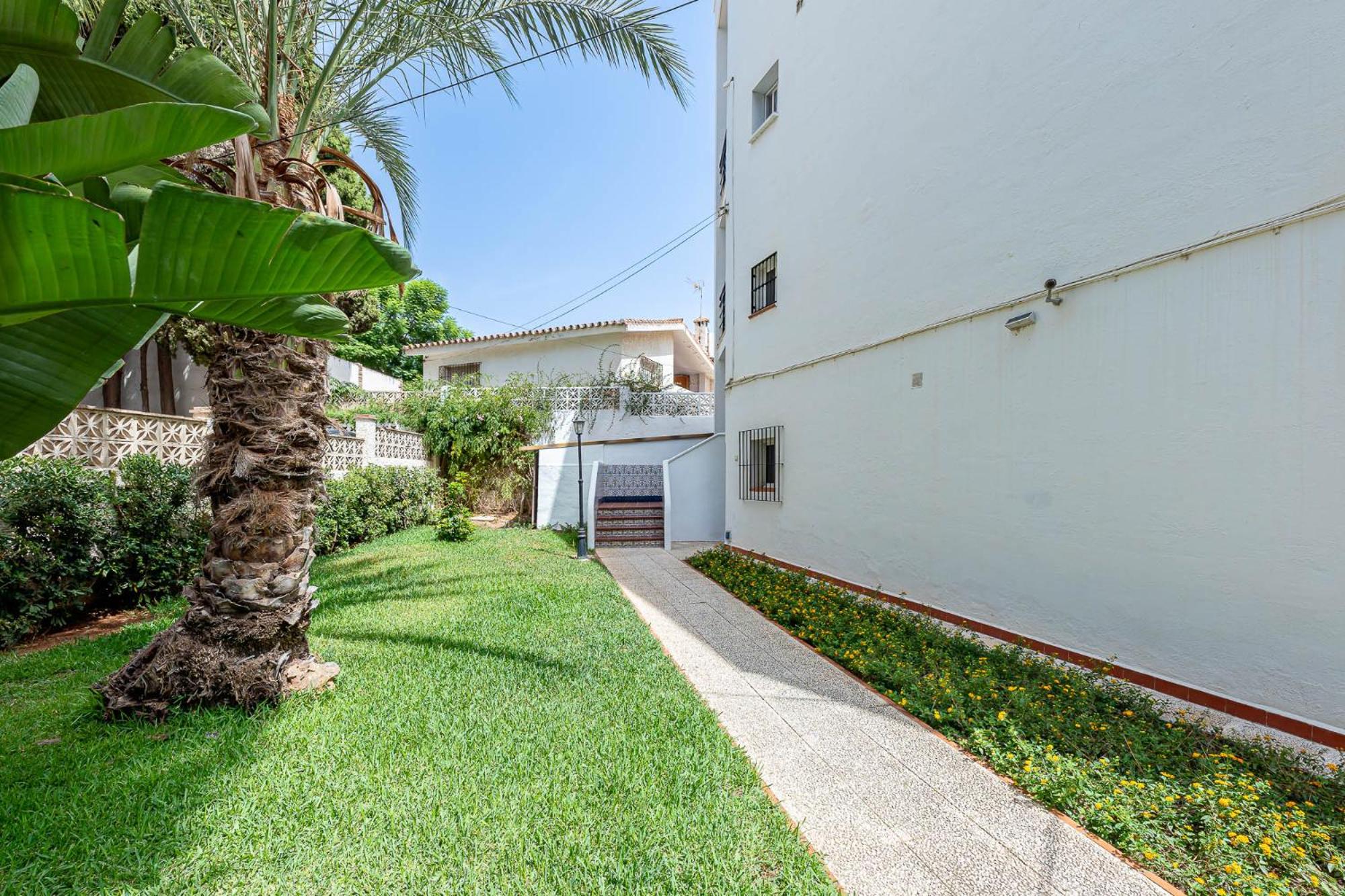Benalmádena Puerto Marina Vacation Apartment 1 minute from the beach