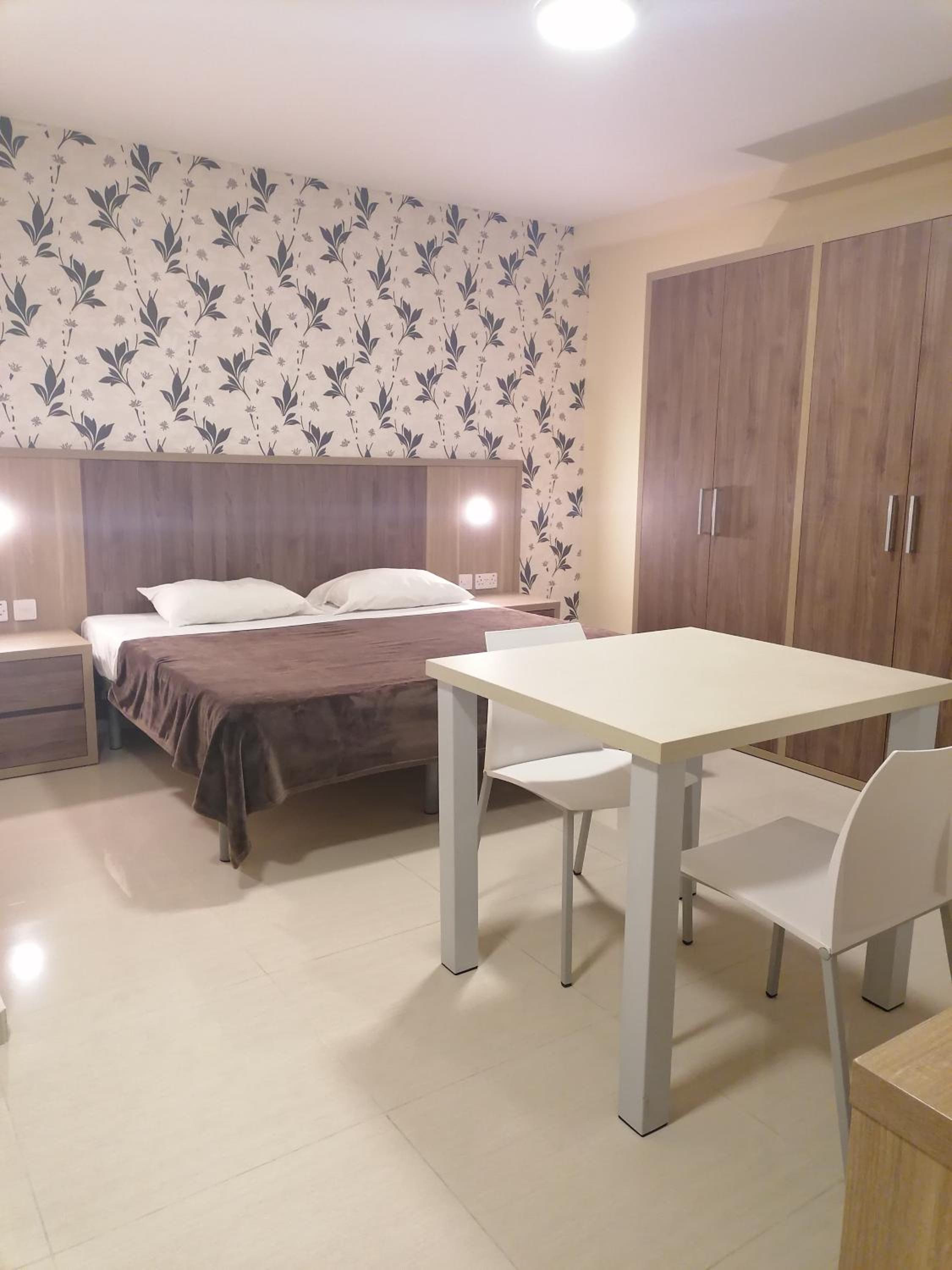 Cast Apartments