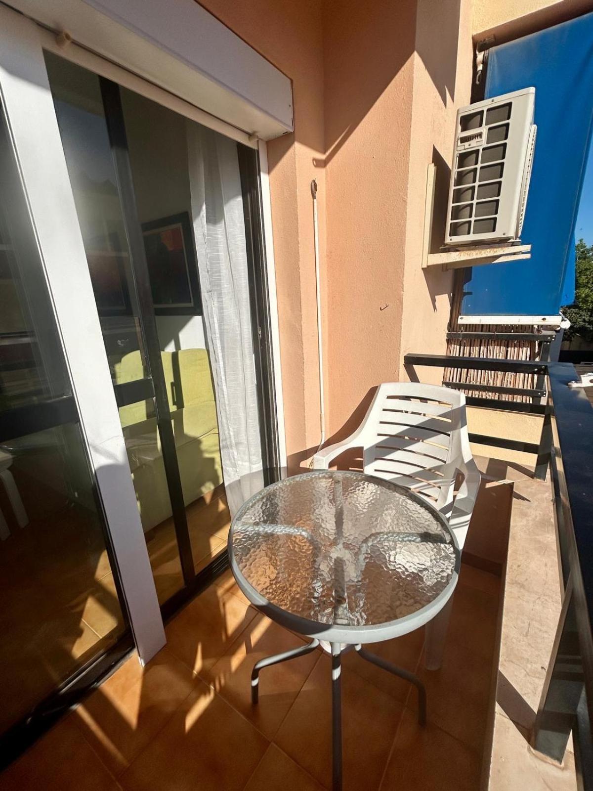CENTRO ESTUDIO CON BALCÓN Torremolinos