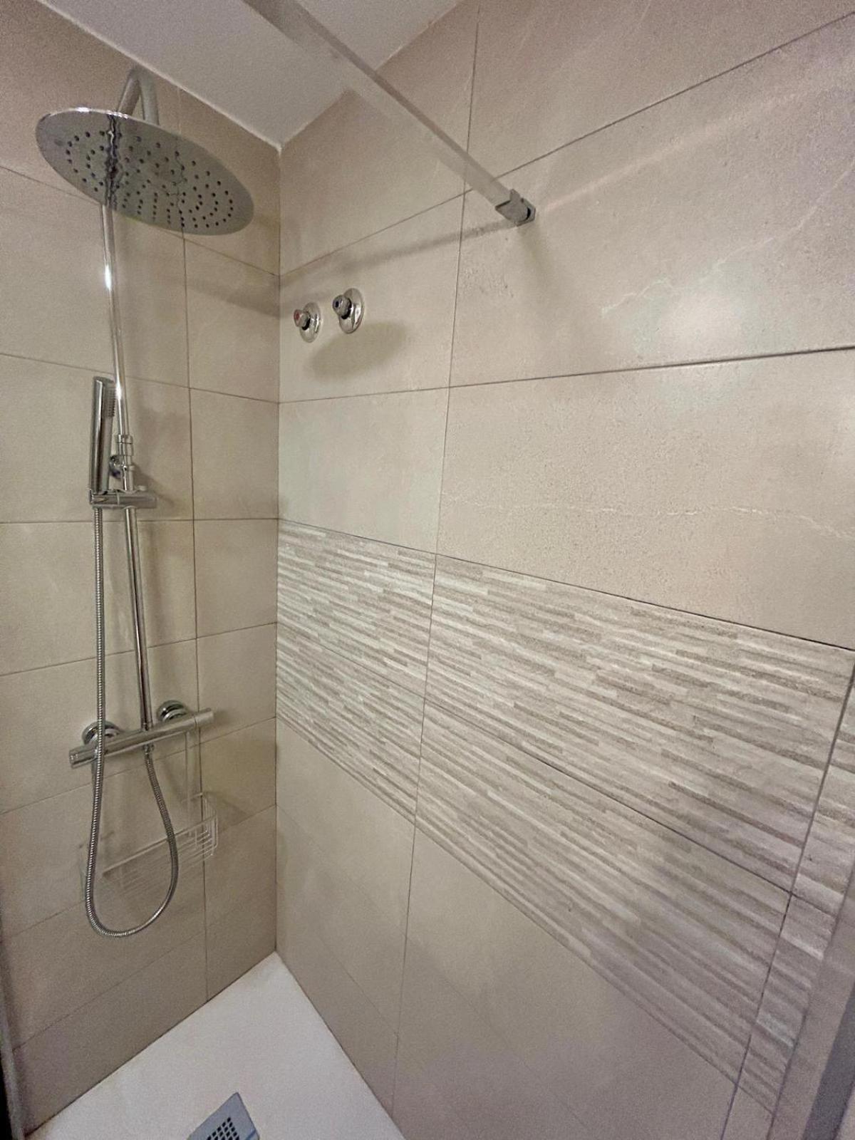 CENTRO ESTUDIO CON BALCÓN Torremolinos