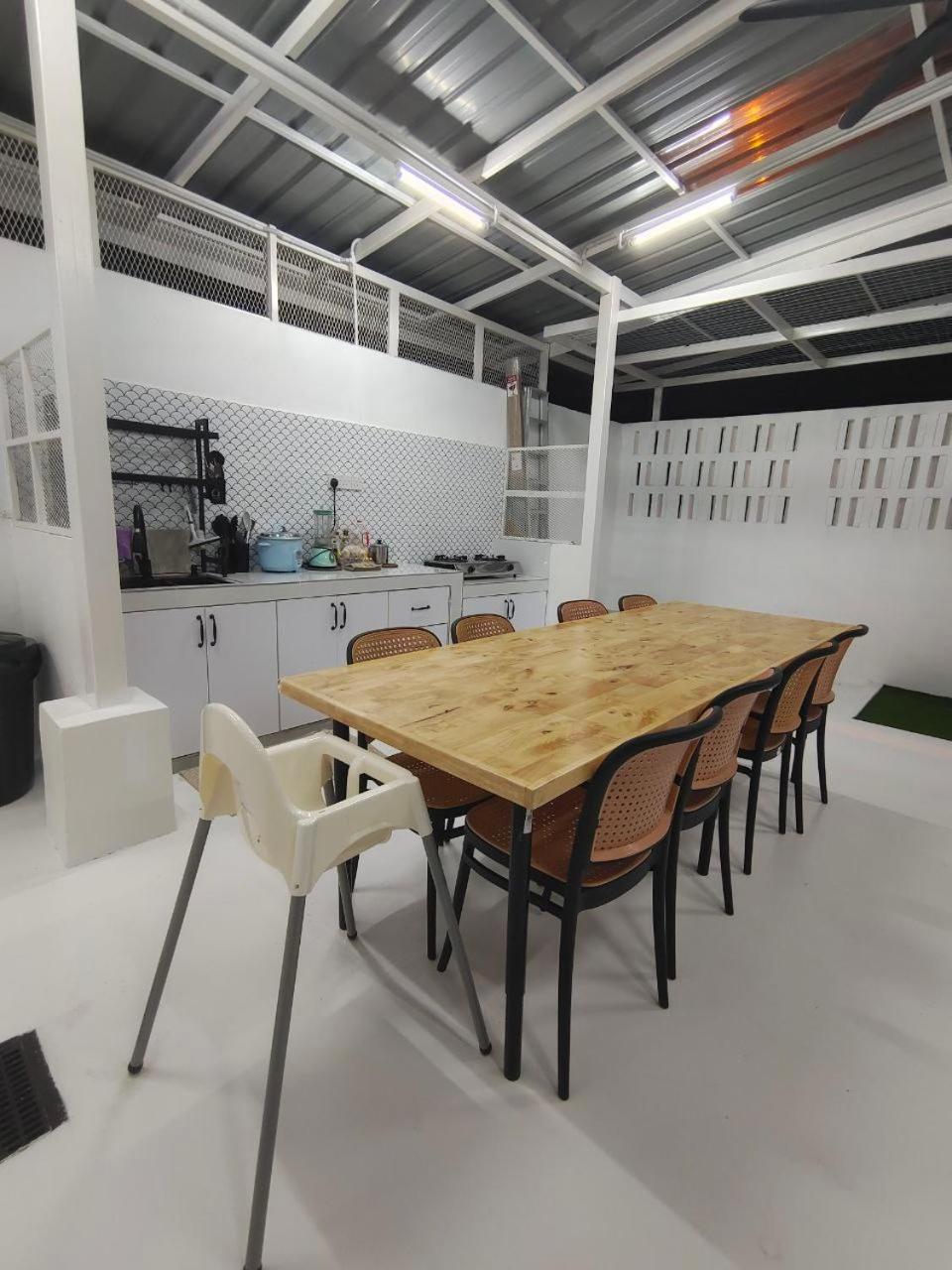 RUMAH ADAM Homestay Bukit Changgang Private Pool photo 4