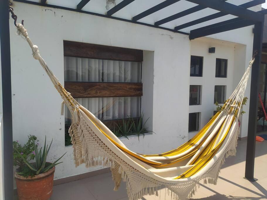 Departamento entre feria barrio lindo y Cumavi