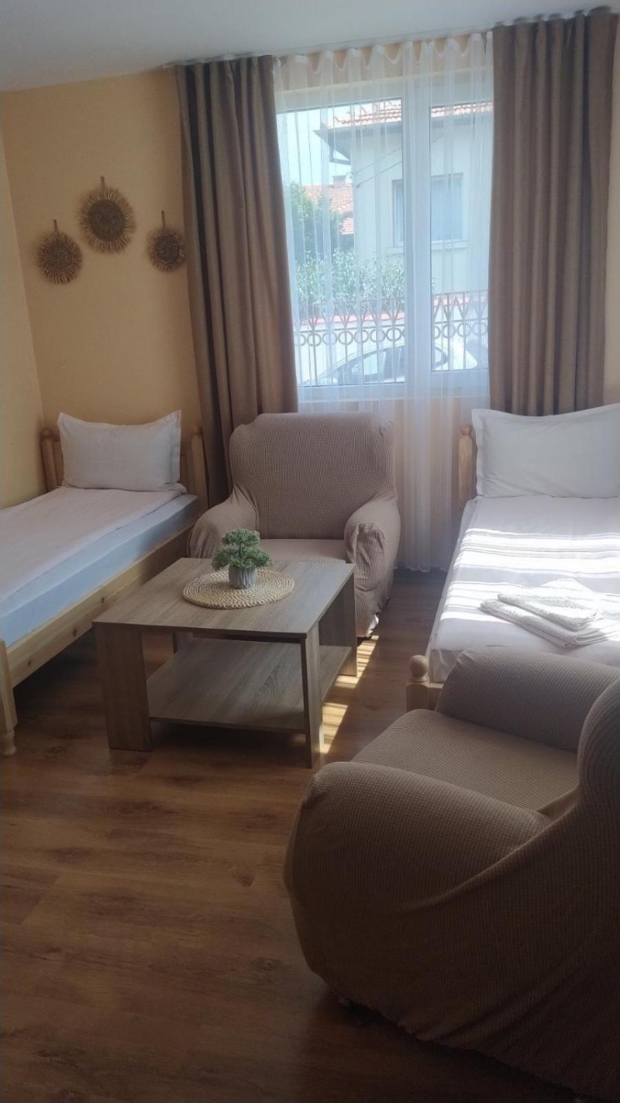 Holiday guest house KEMO