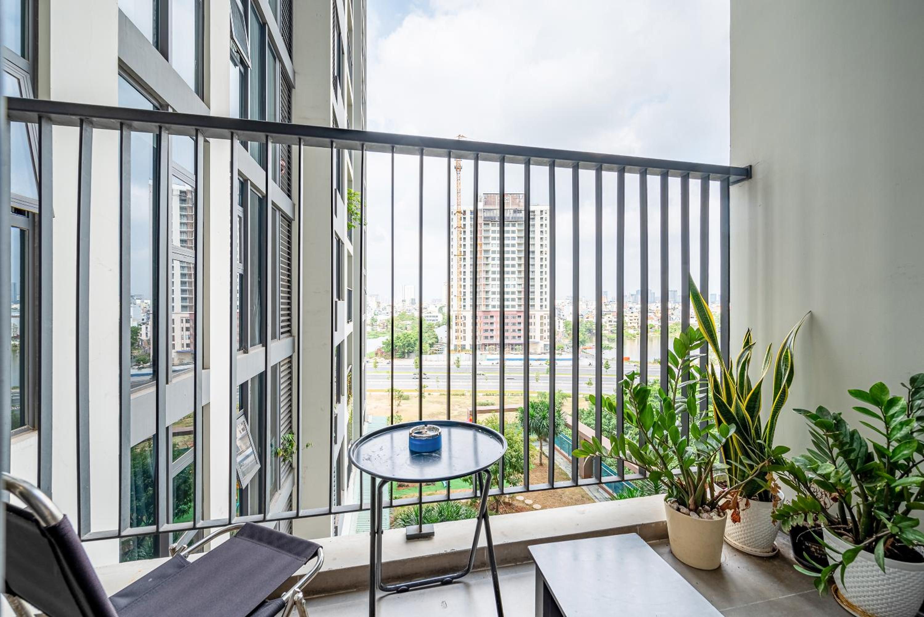 Căn hộ 2PN 2WC view thành phố đẹp