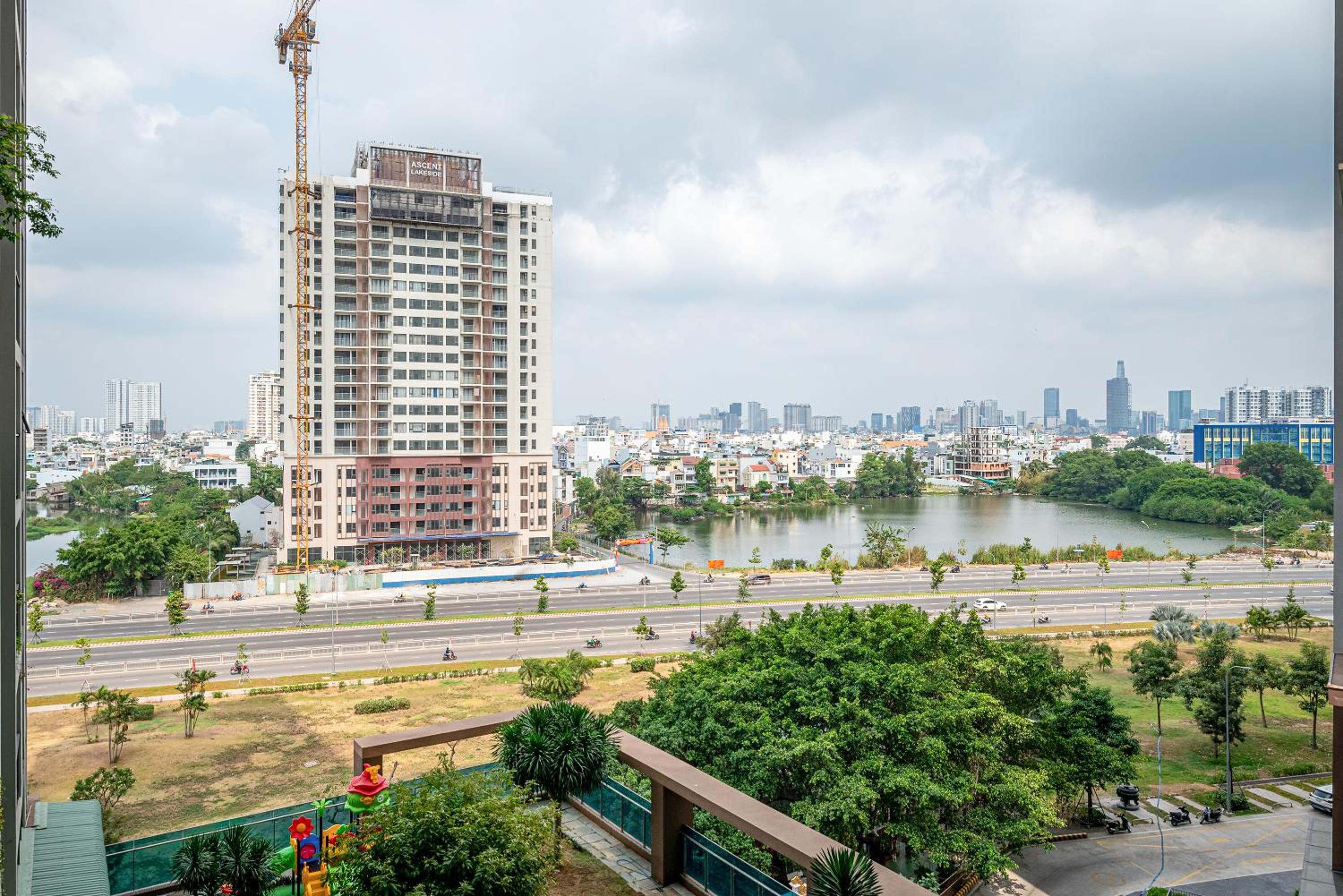 Căn hộ 2PN 2WC view thành phố đẹp
