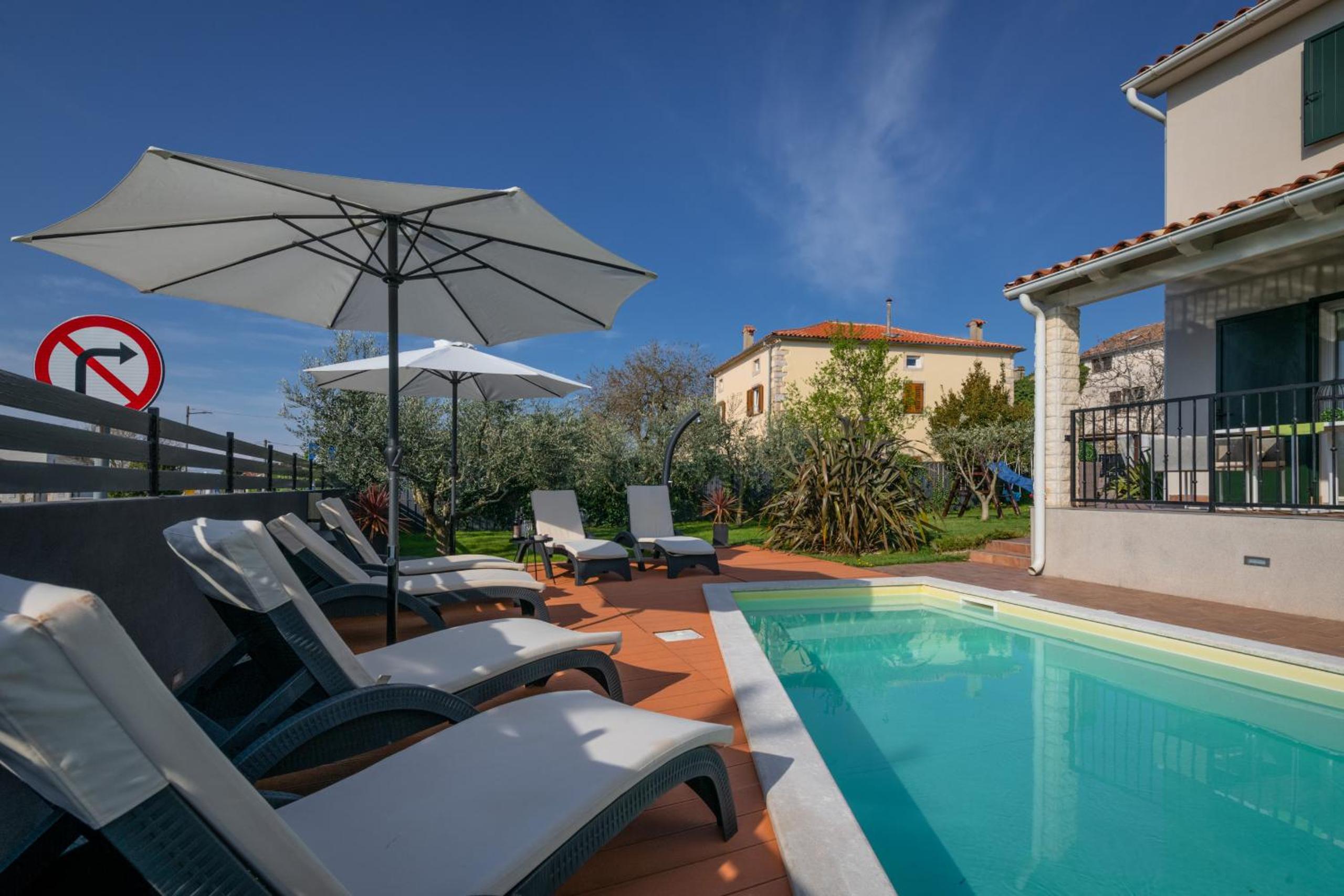 Villa Laura Krnica near Pula for 8 people - pet friendly with children playground view 3