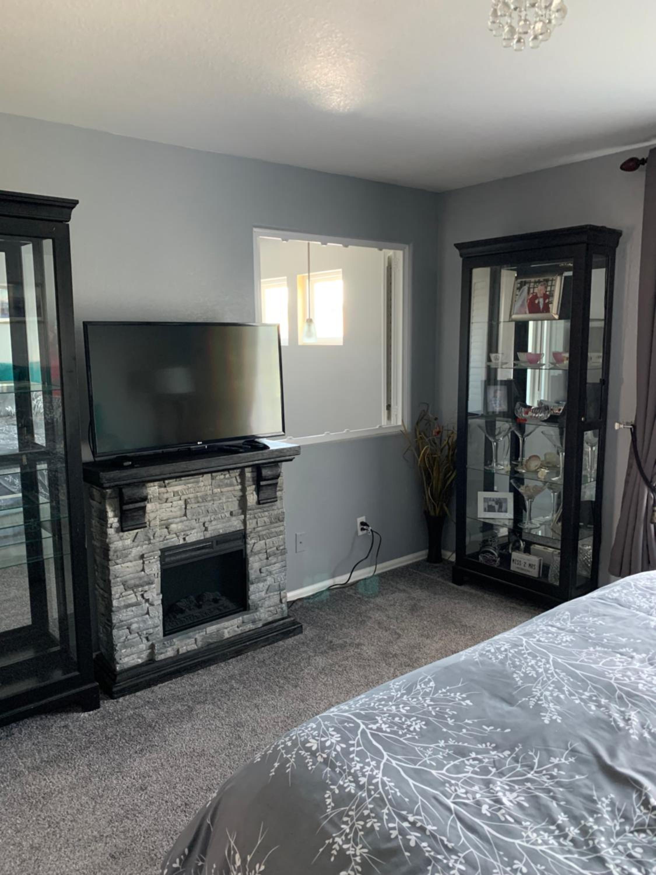 Charming 3 bed 3 bath home, super cozy, close to DIA